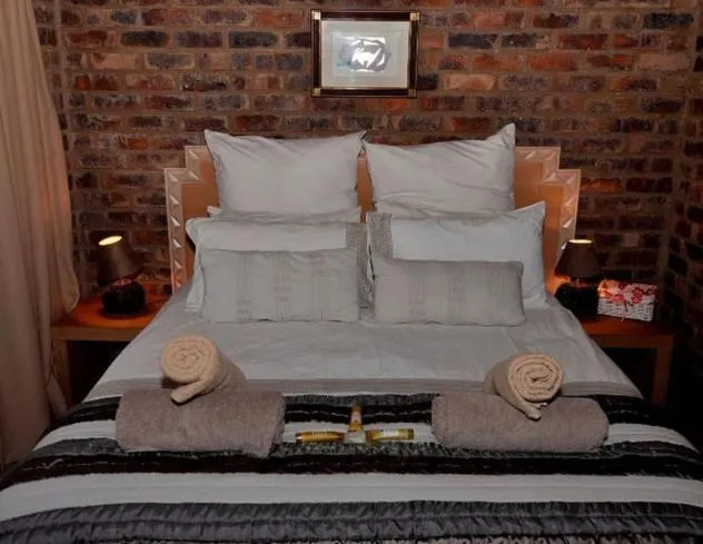 Bed in Tranquillity Day Spa & Lodge