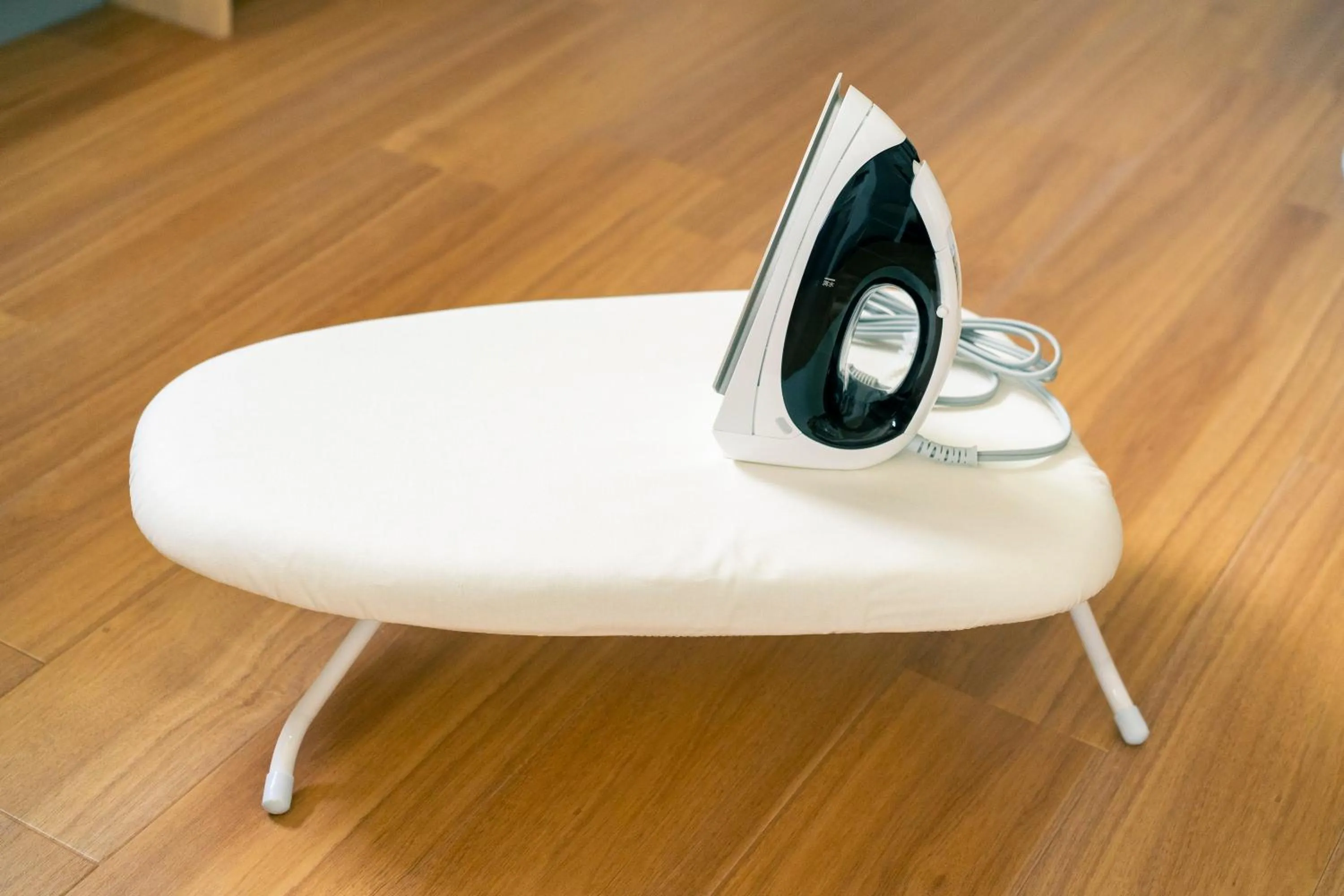 flat iron in Yokohama Classic Apartment