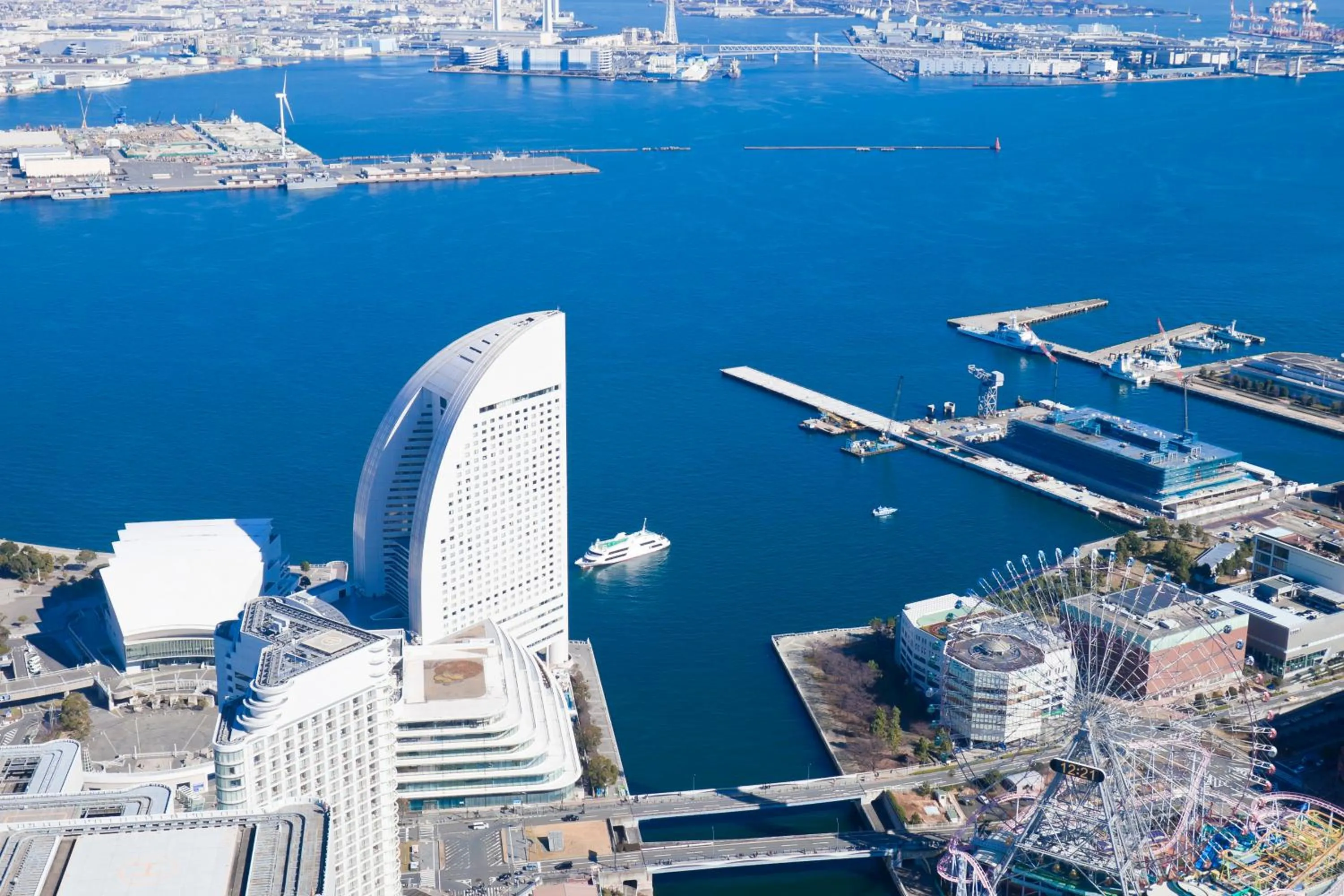 Location in Yokohama Classic Apartment