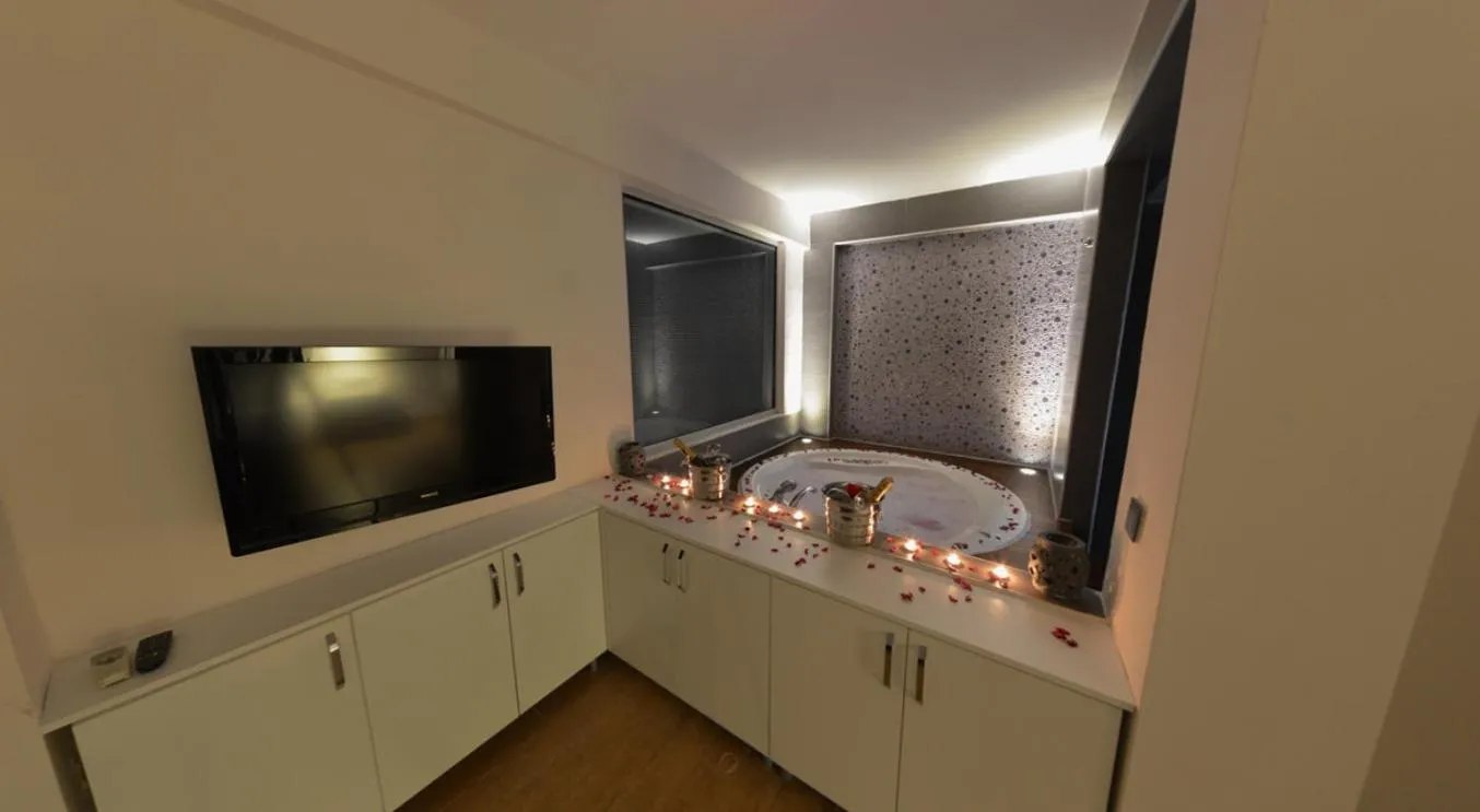 Cle Beach Boutique Hotel