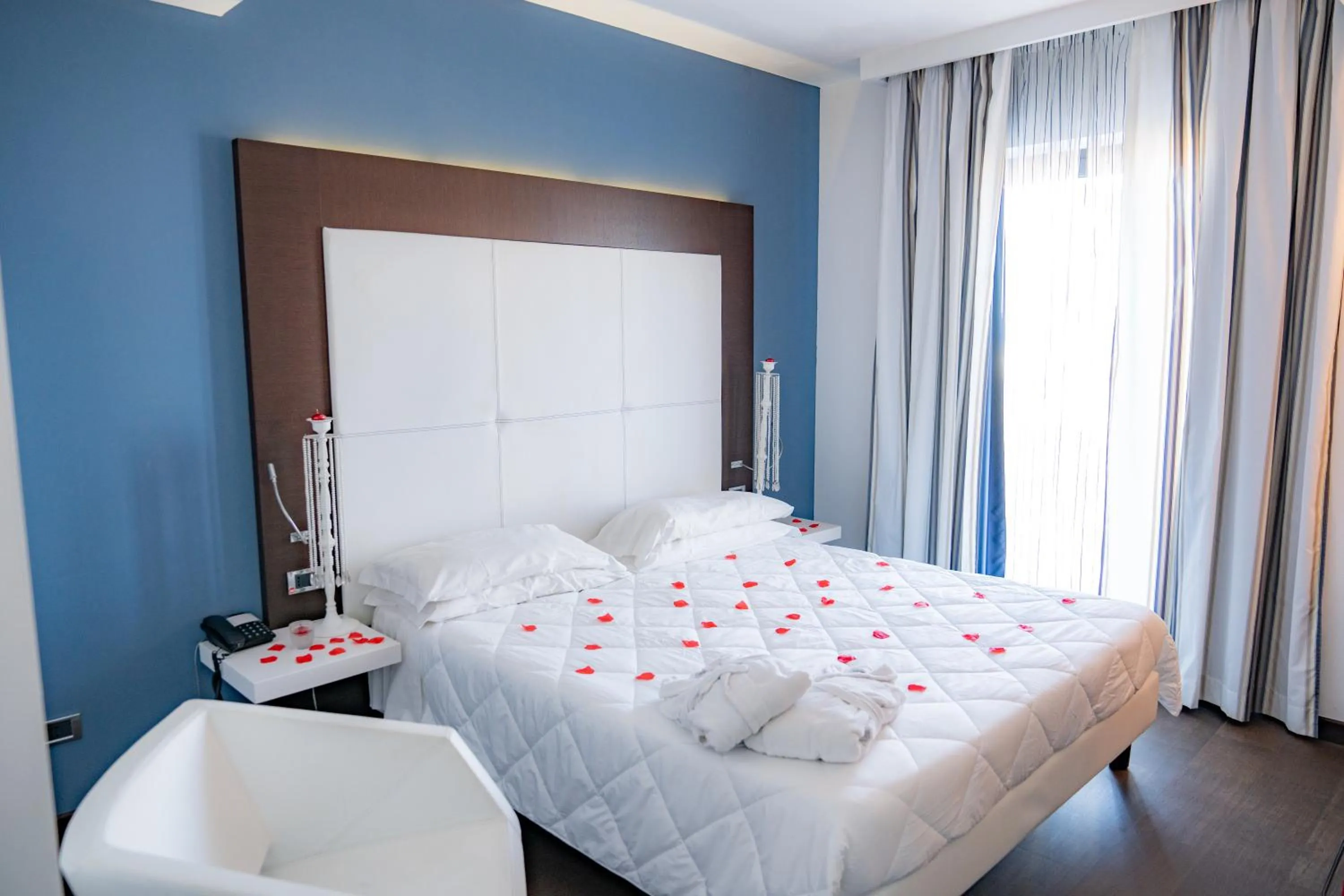 Photo of the whole room, Bed in Hotel Napoleon