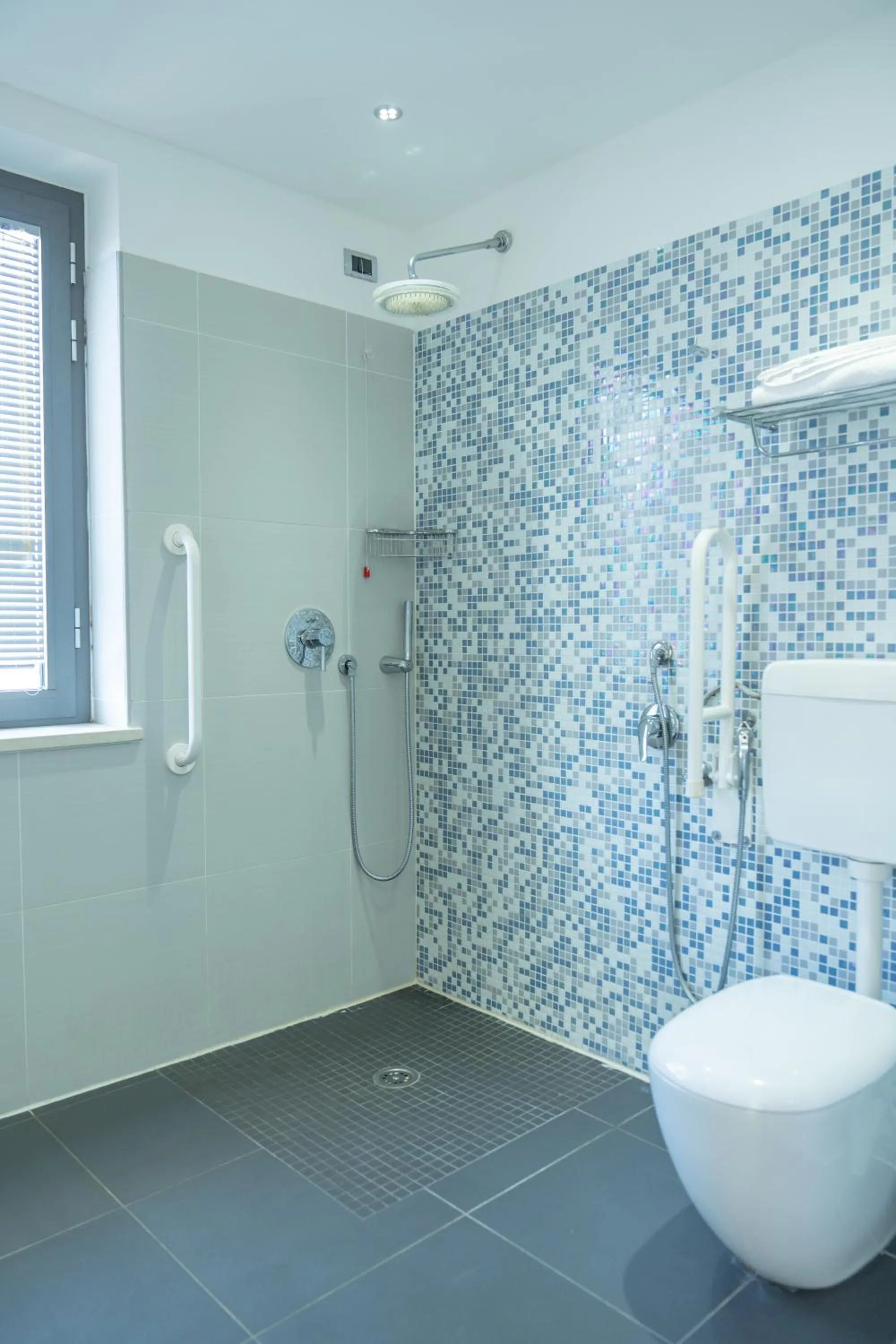 Bathroom in Hotel Napoleon