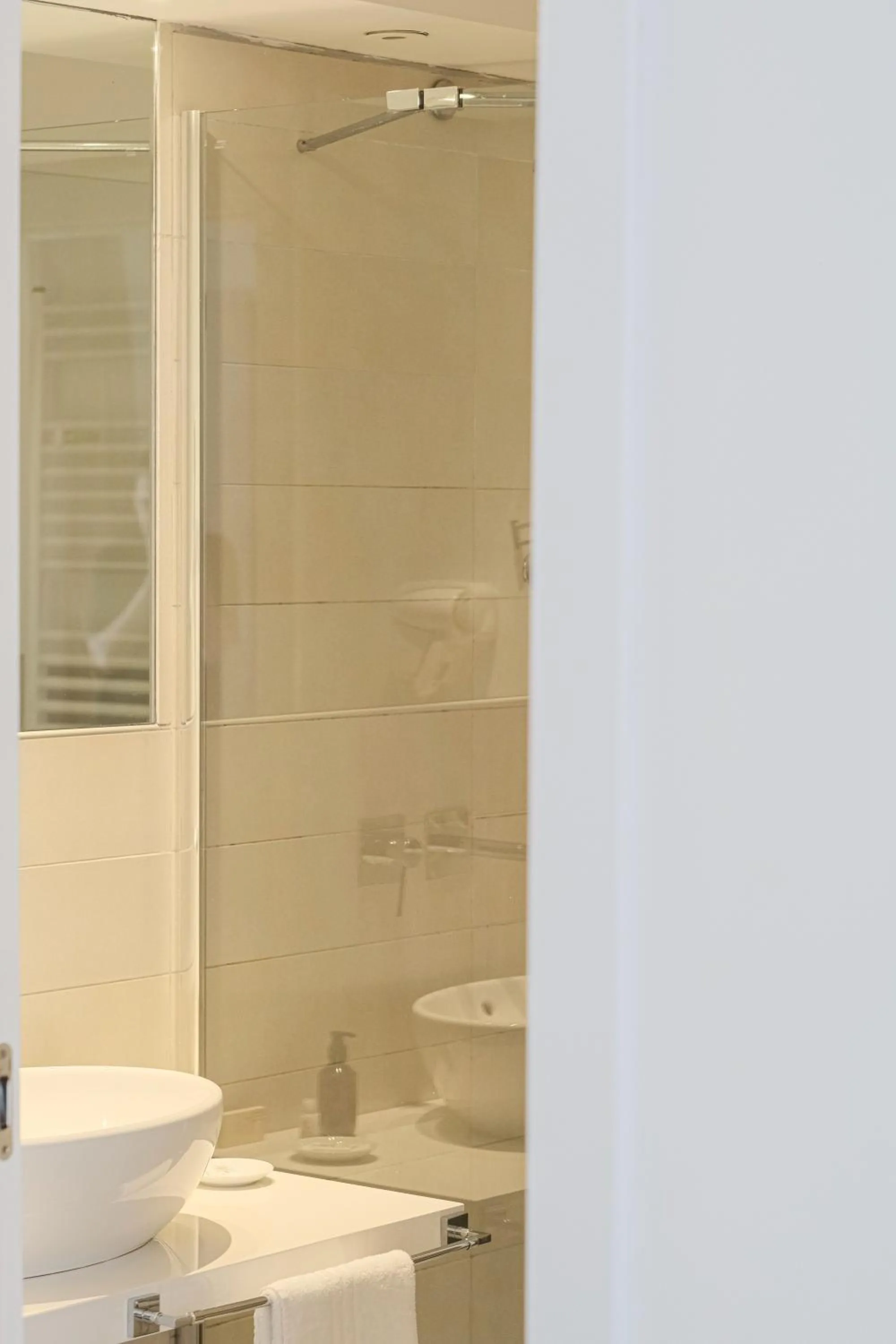 Shower in Maison R Boutique