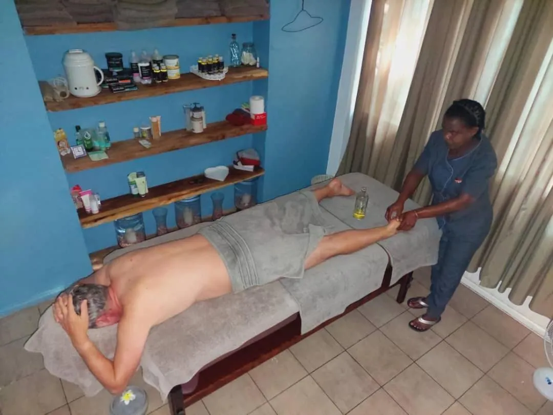 Massage in Fawlty Towers Accommodation & Activities