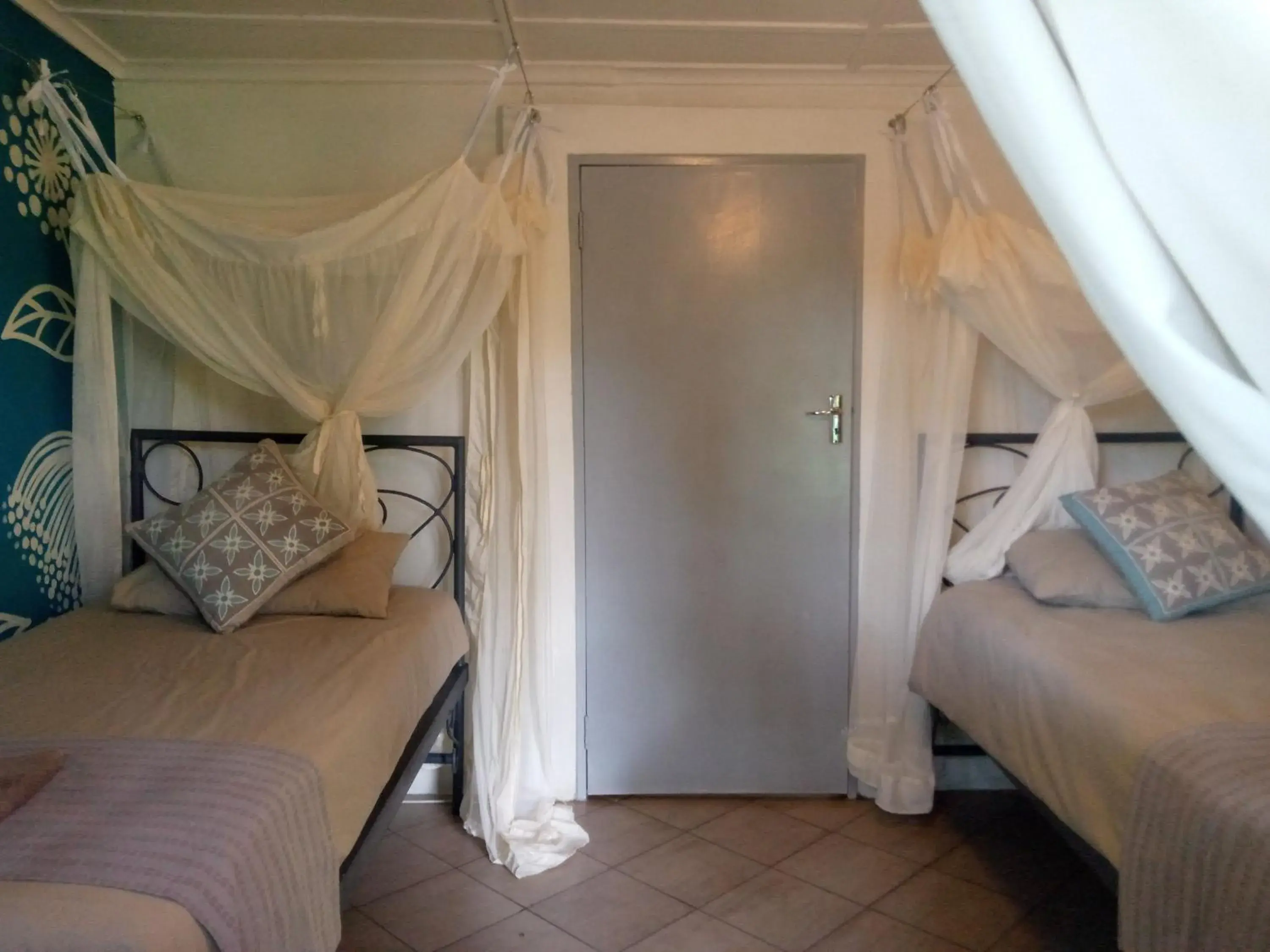 Standard Twin Room in Fawlty Towers Accommodation & Activities Standard Twin Room in Fawlty Towers Accommodation & Activities