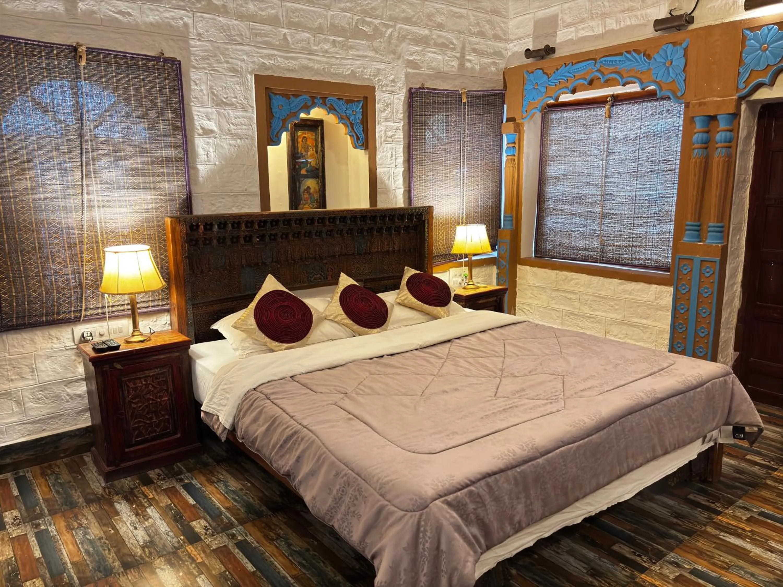 Bed in Shahi Guest House