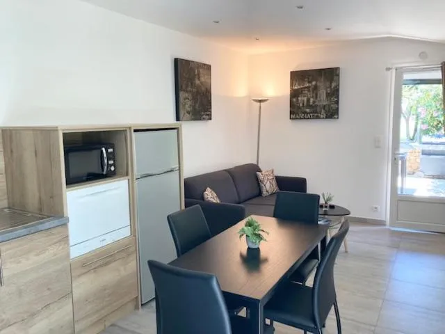 Dining area in Résidence Dolce Vita de Palombaggia