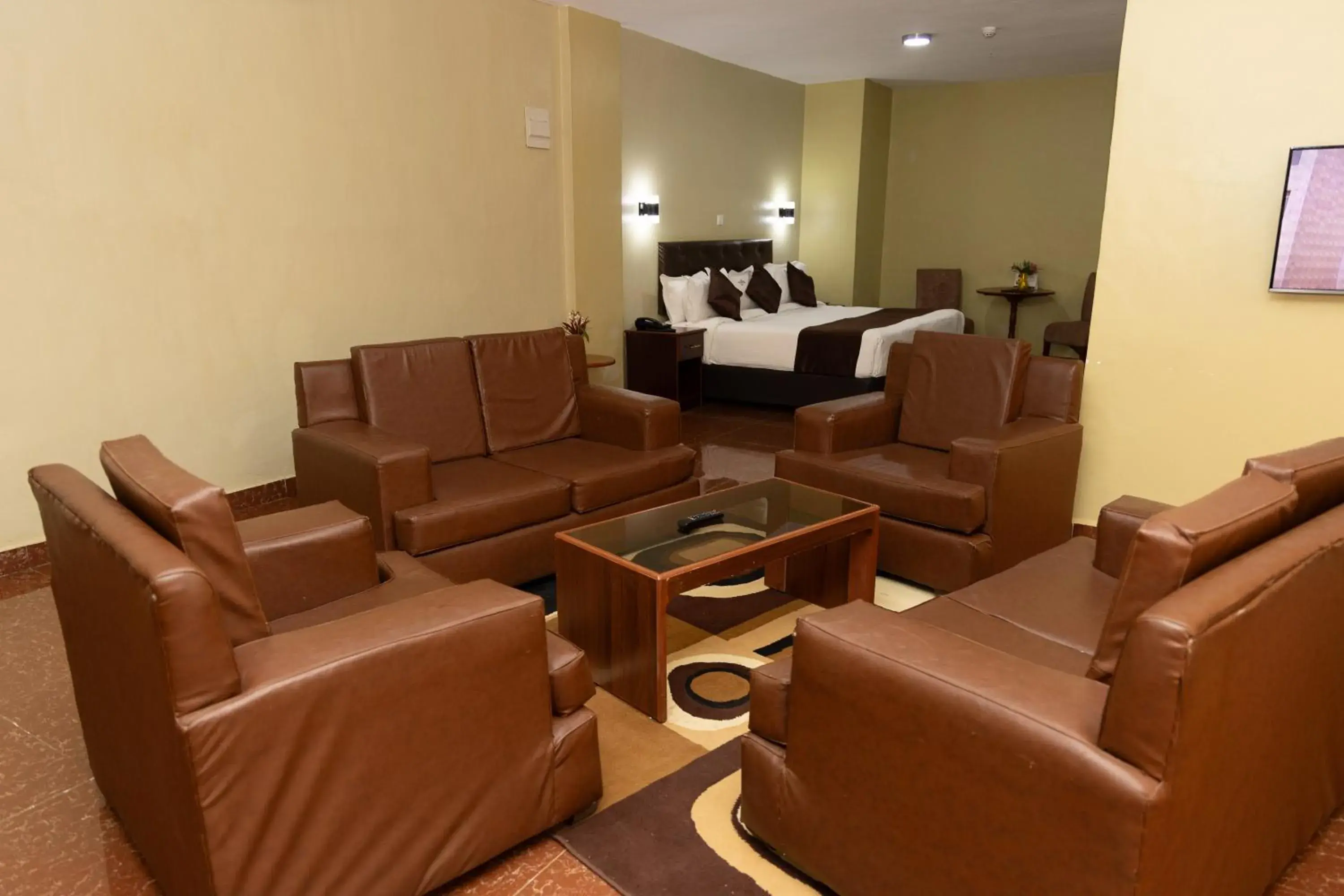 Executive Suite - single occupancy in Maxland Hotel Executive Suite - single occupancy in Maxland Hotel