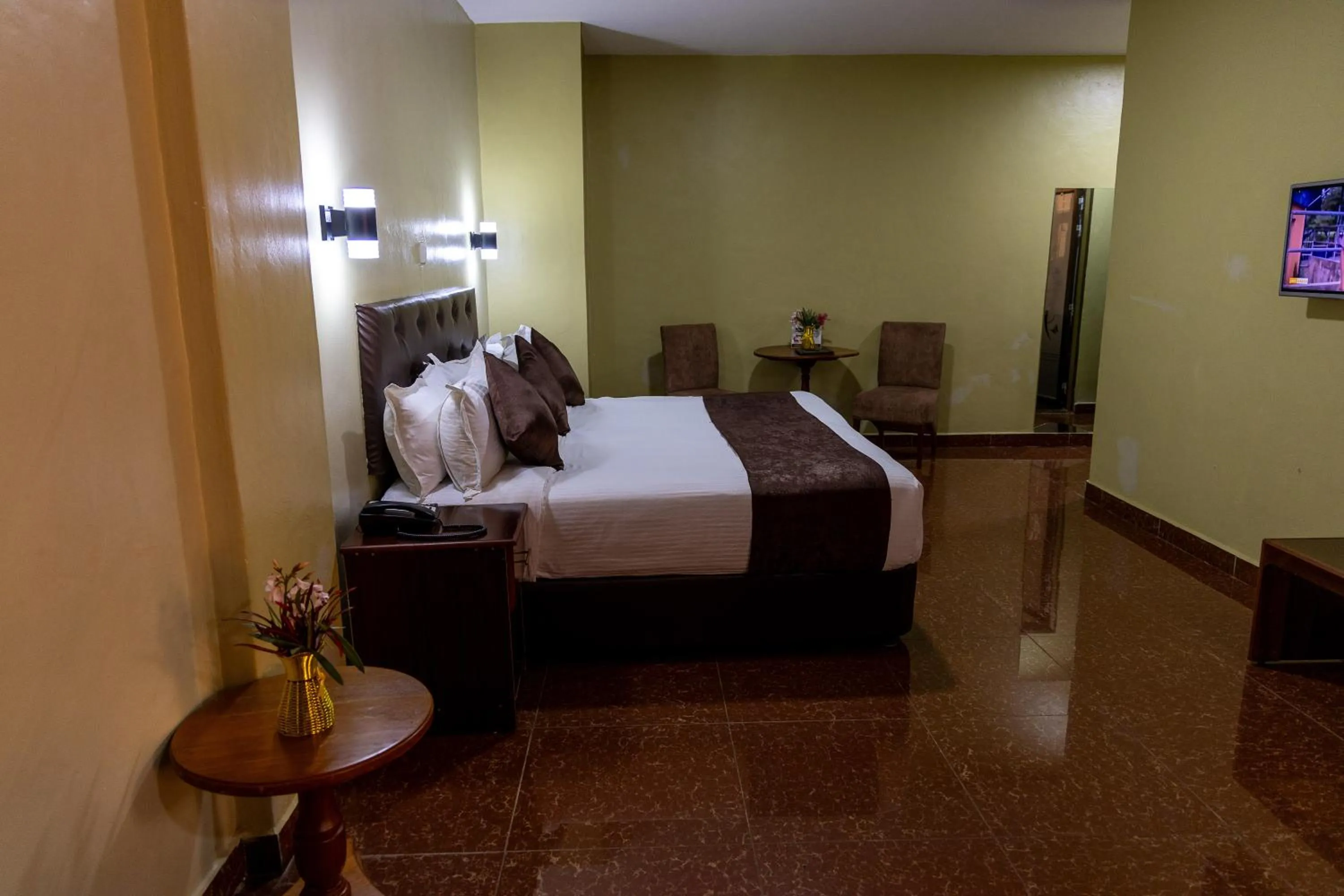 Bed in Maxland Hotel