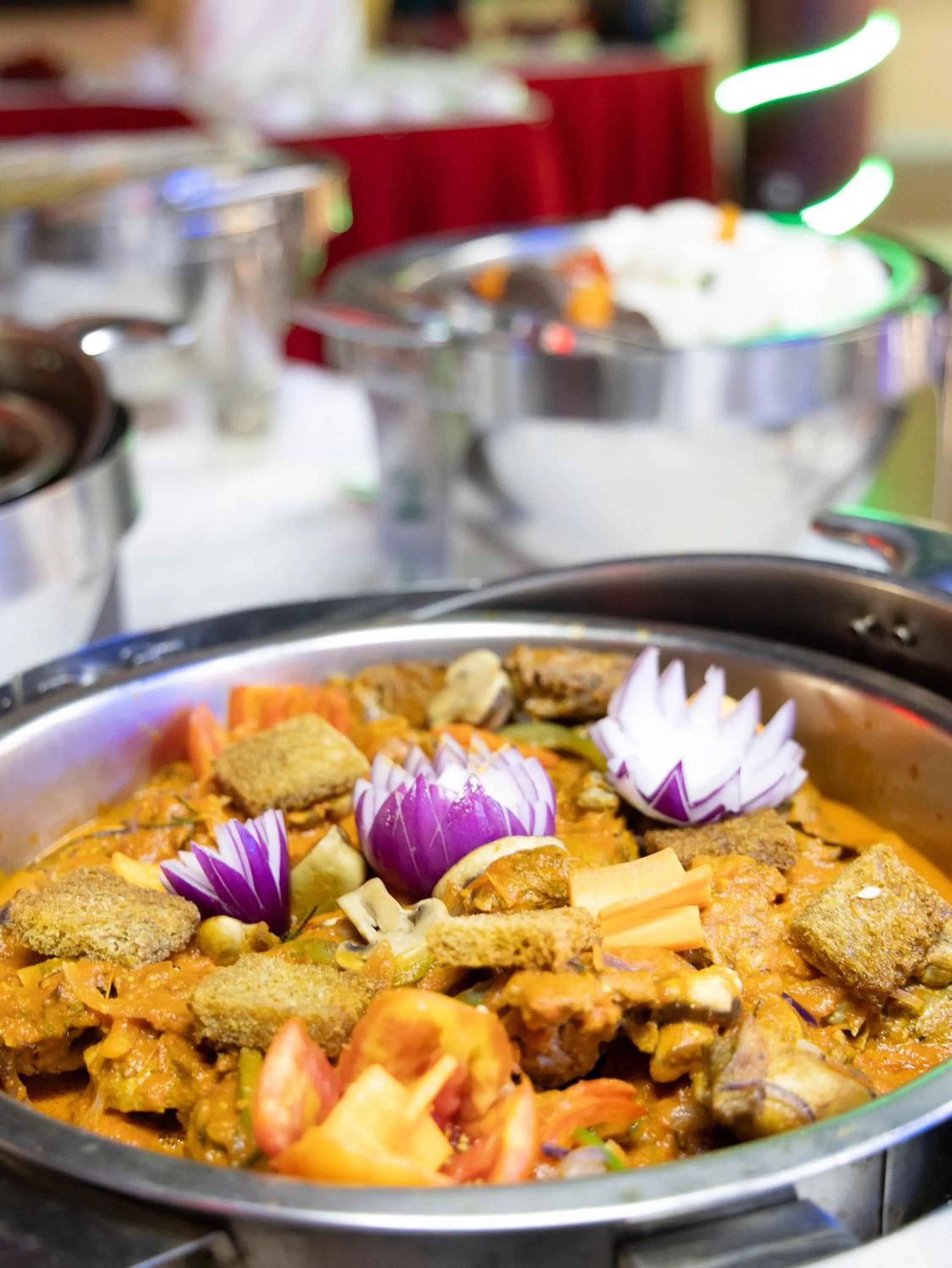 Food and drinks in Maxland Hotel