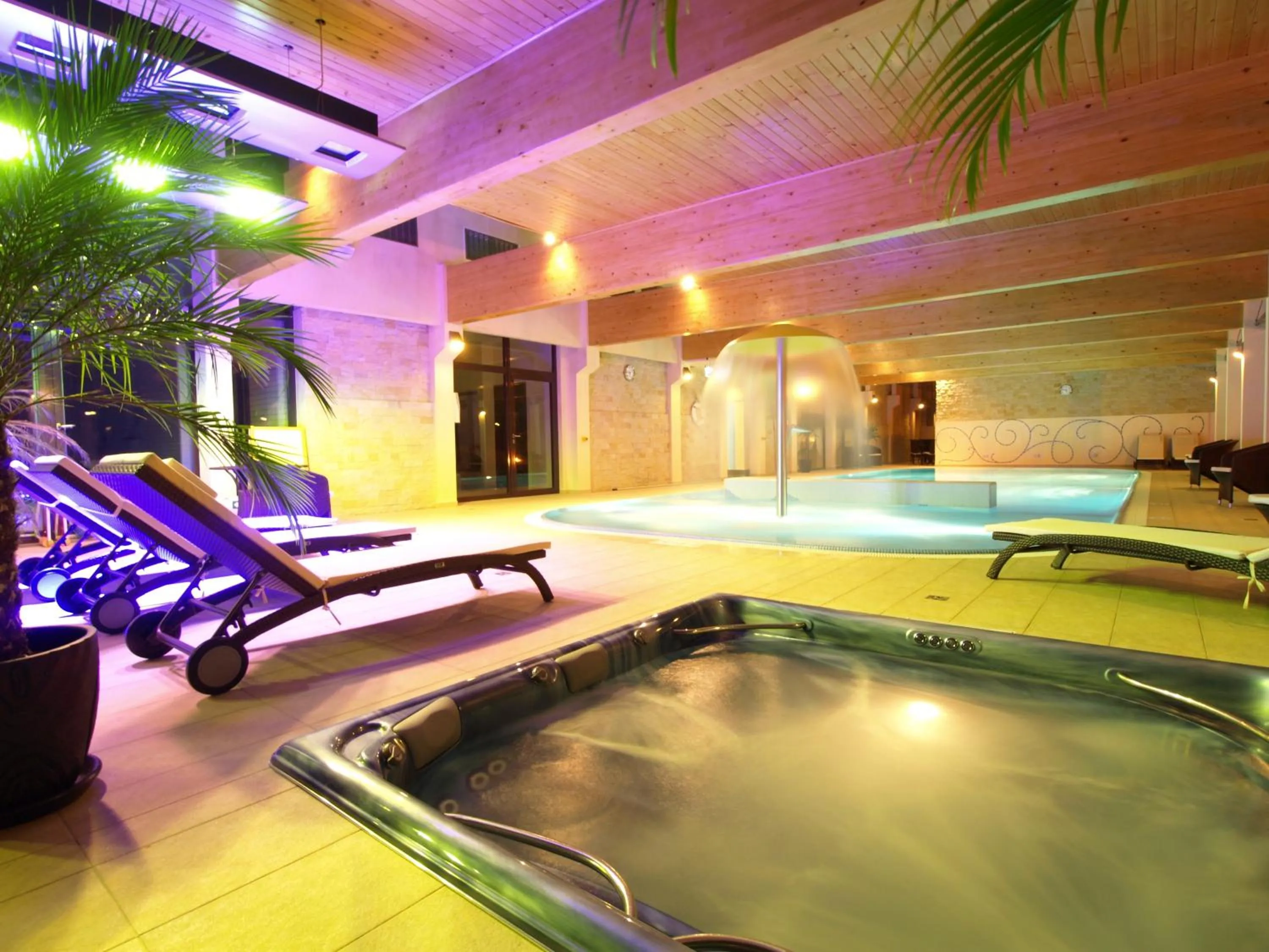 Hot Tub in Hotel Fajkier