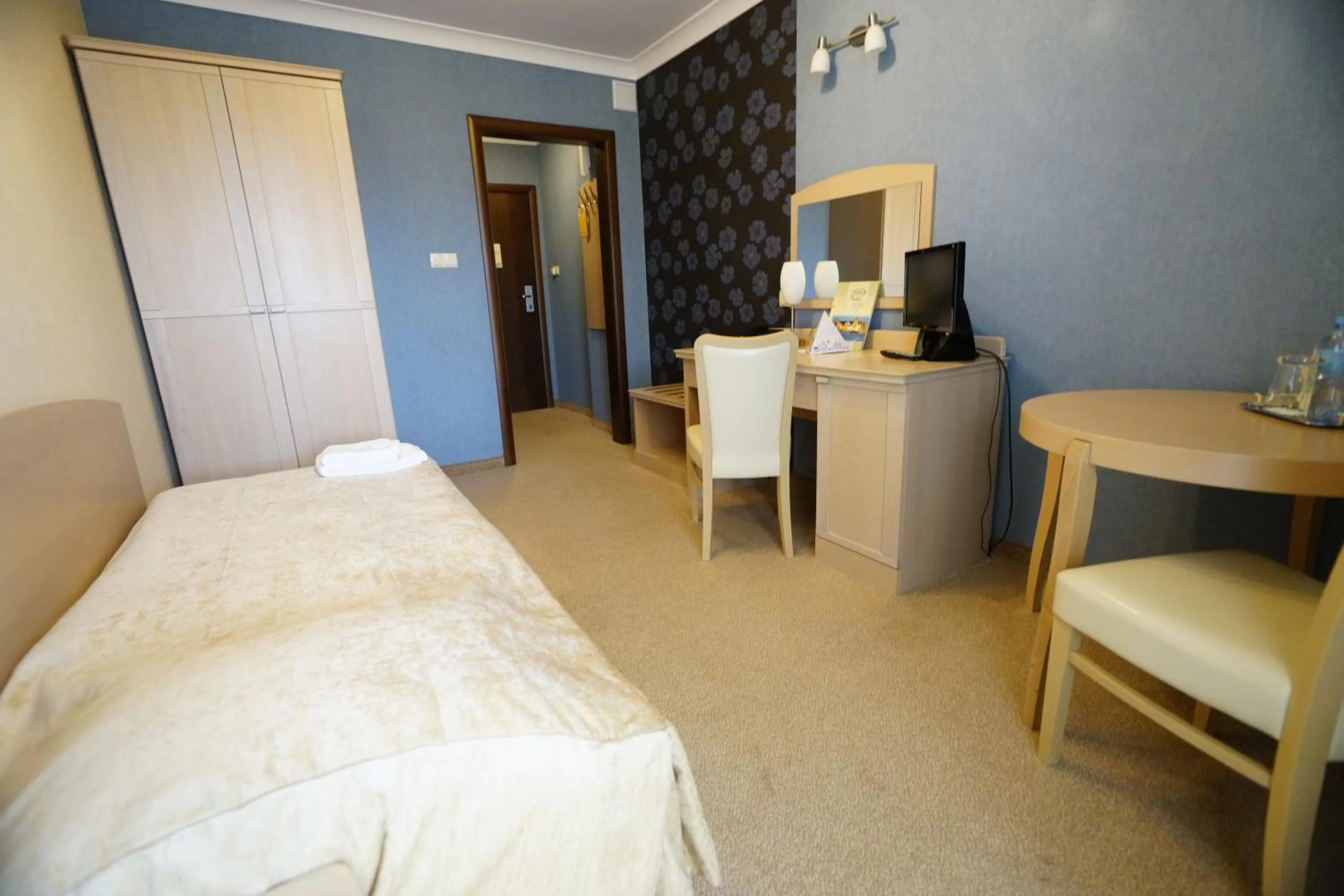 Photo of the whole room in Hotel Fajkier