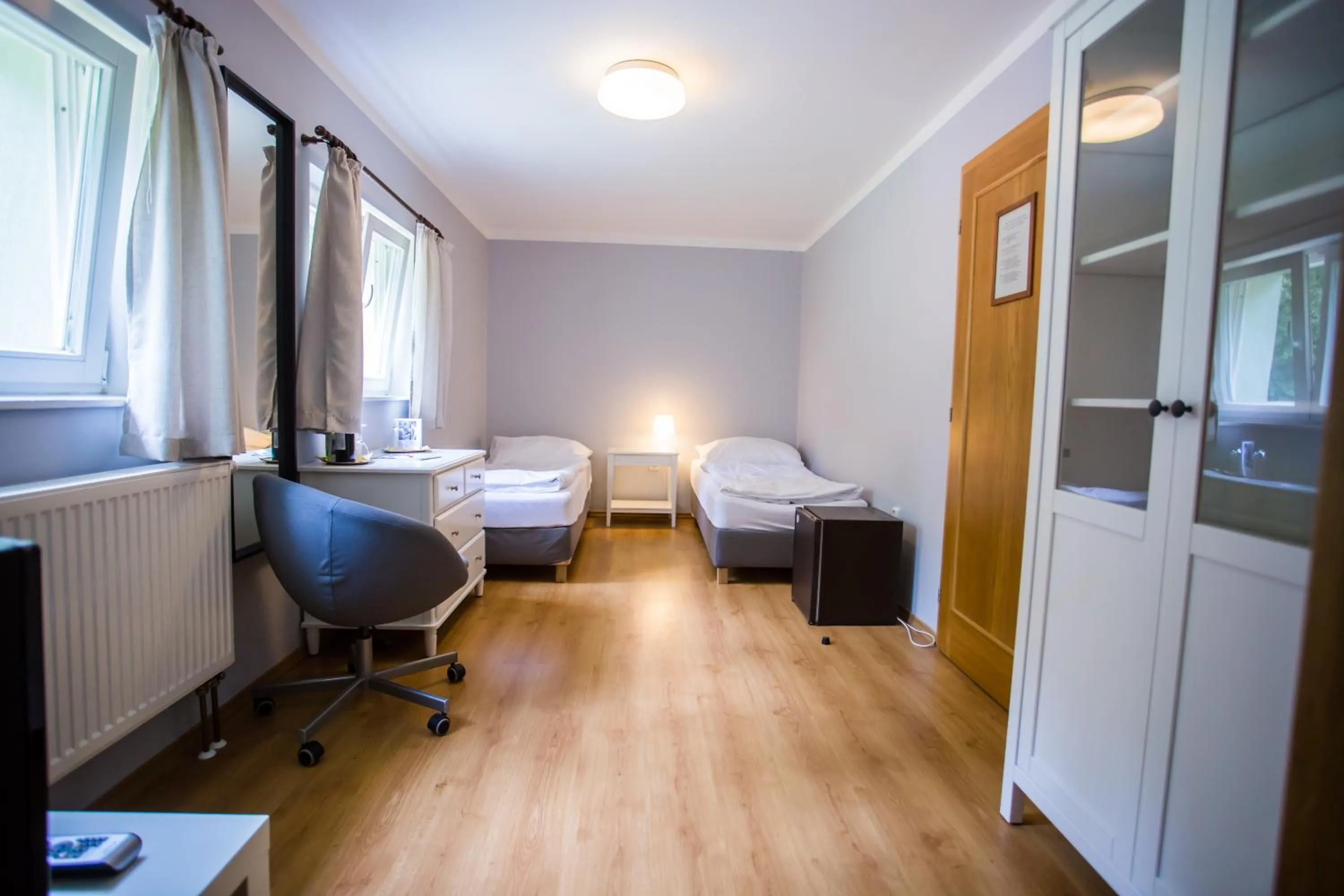 Photo of the whole room, Bed in Resort Malevil