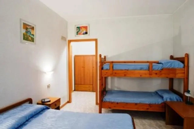 bunk bed, Bed in Albergo Ristorante Grigna