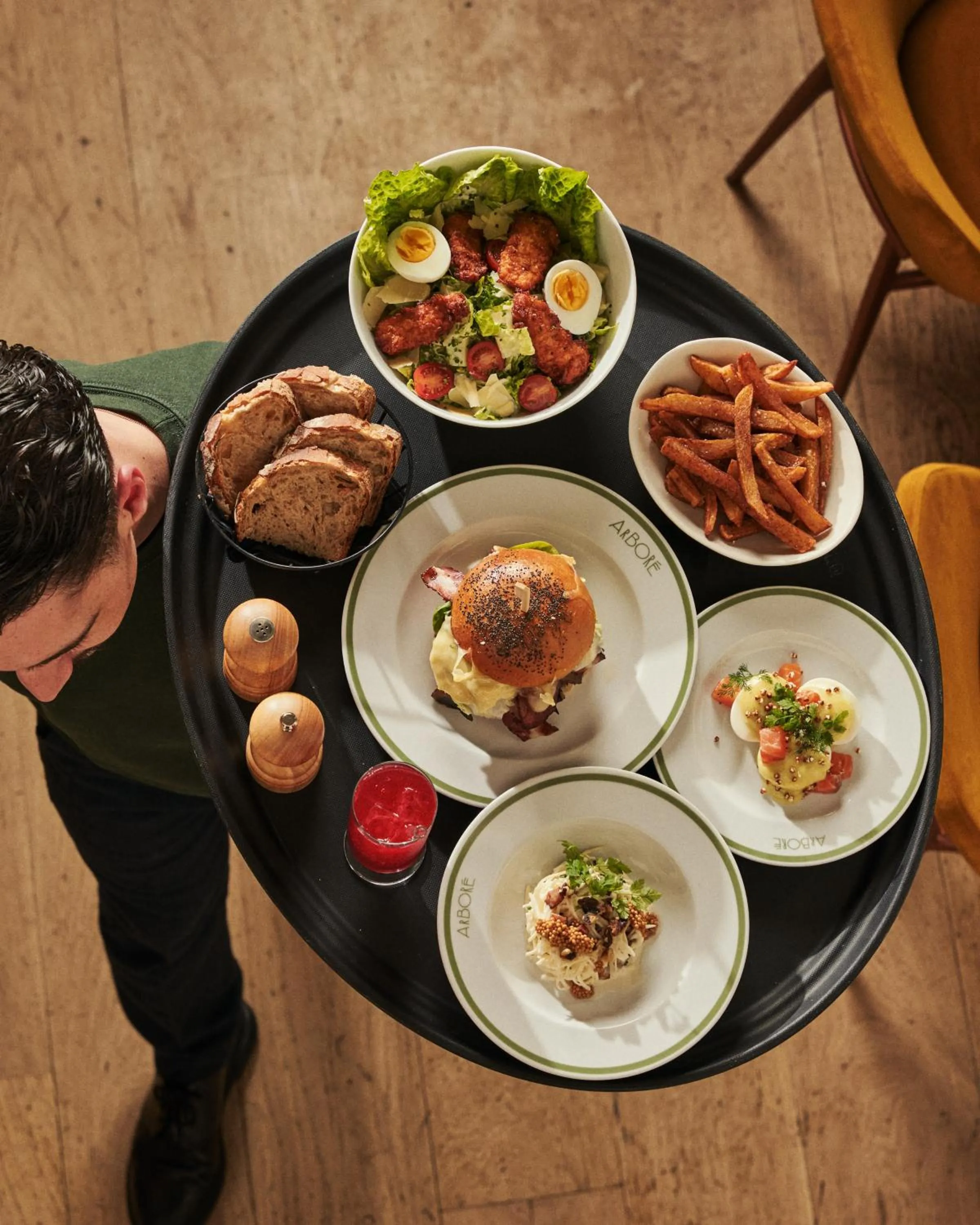 Restaurant/places to eat in Royal Madeleine Hotel & Spa