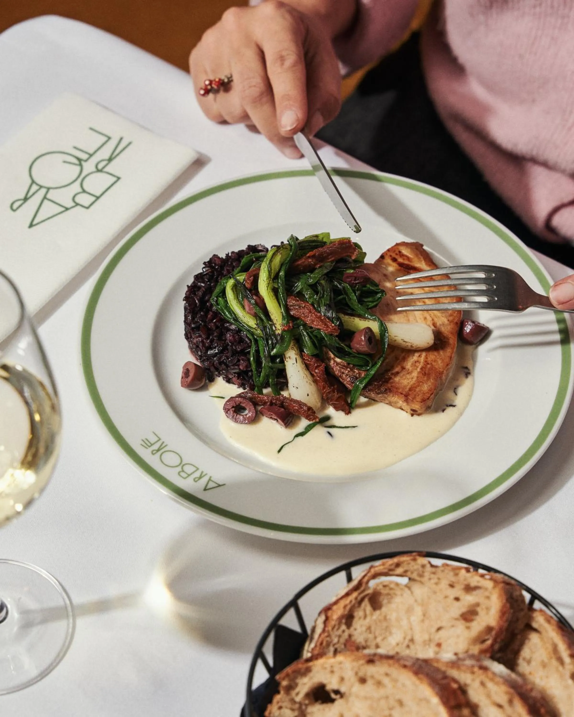 Restaurant/places to eat in Royal Madeleine Hotel & Spa