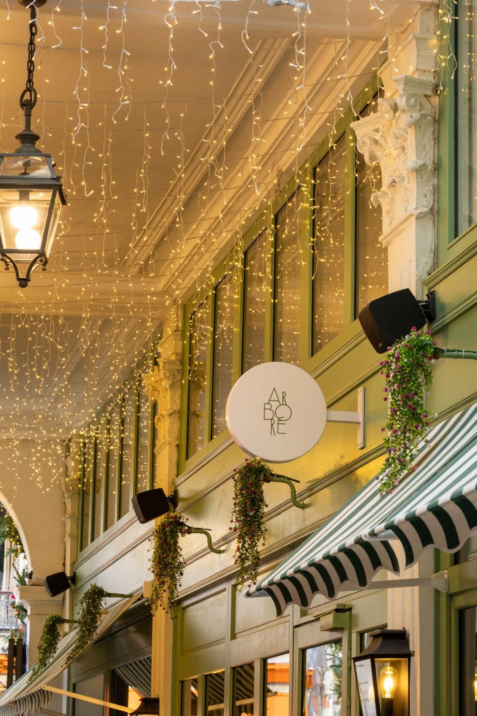 Restaurant/places to eat in Royal Madeleine Hotel & Spa