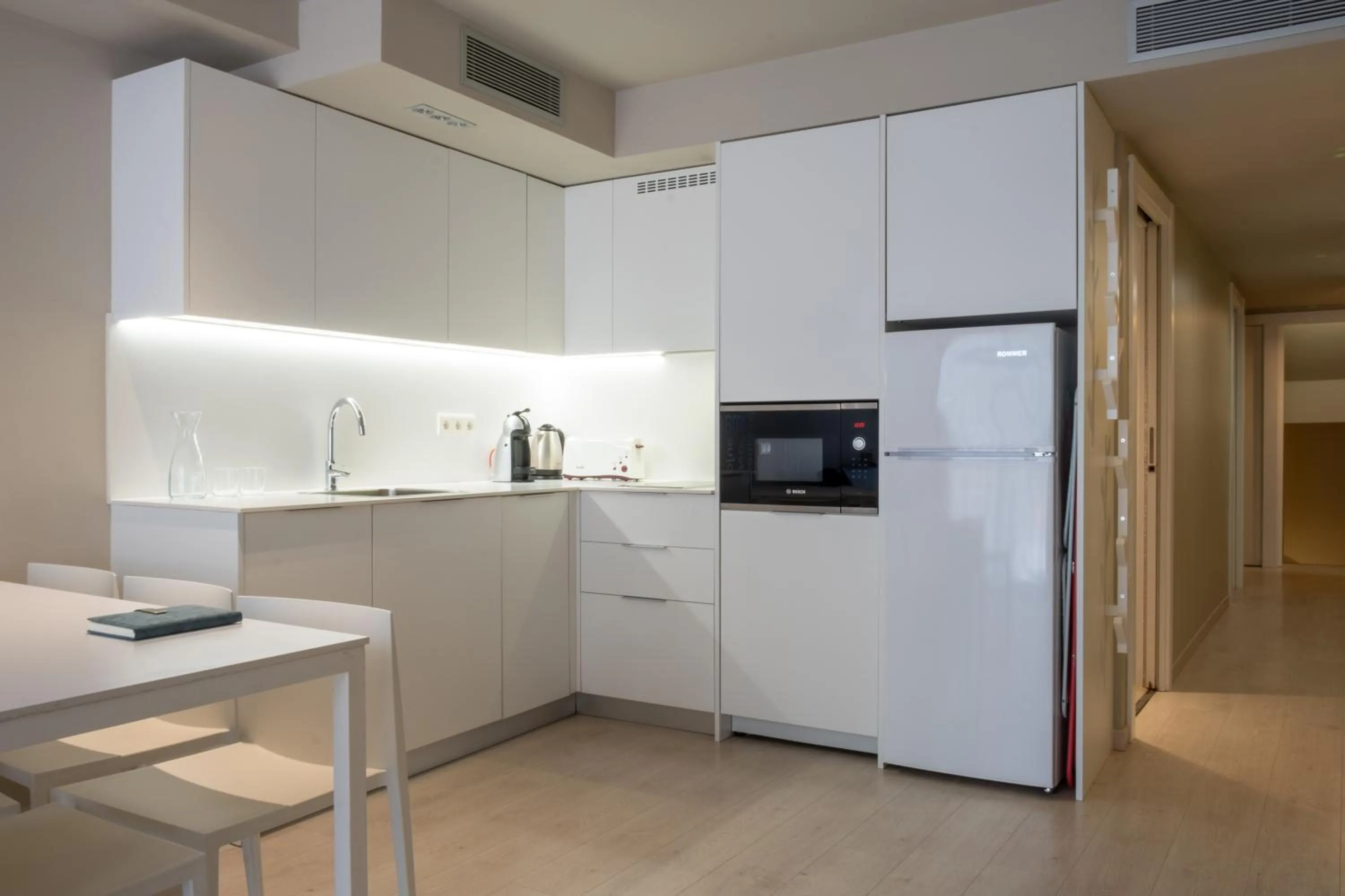 stove in Daro Apartments