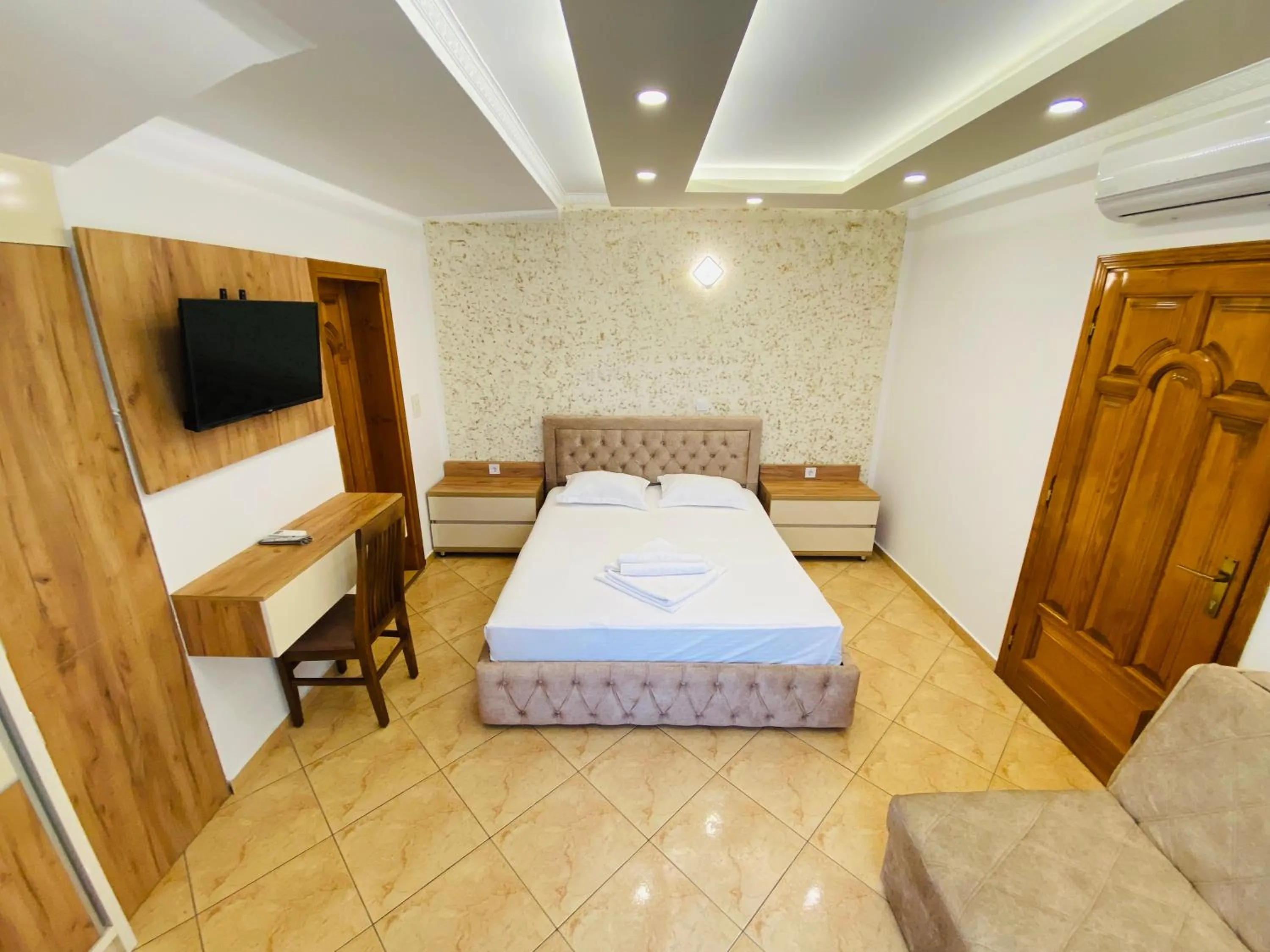 Bed in Apart Hotel Llolla