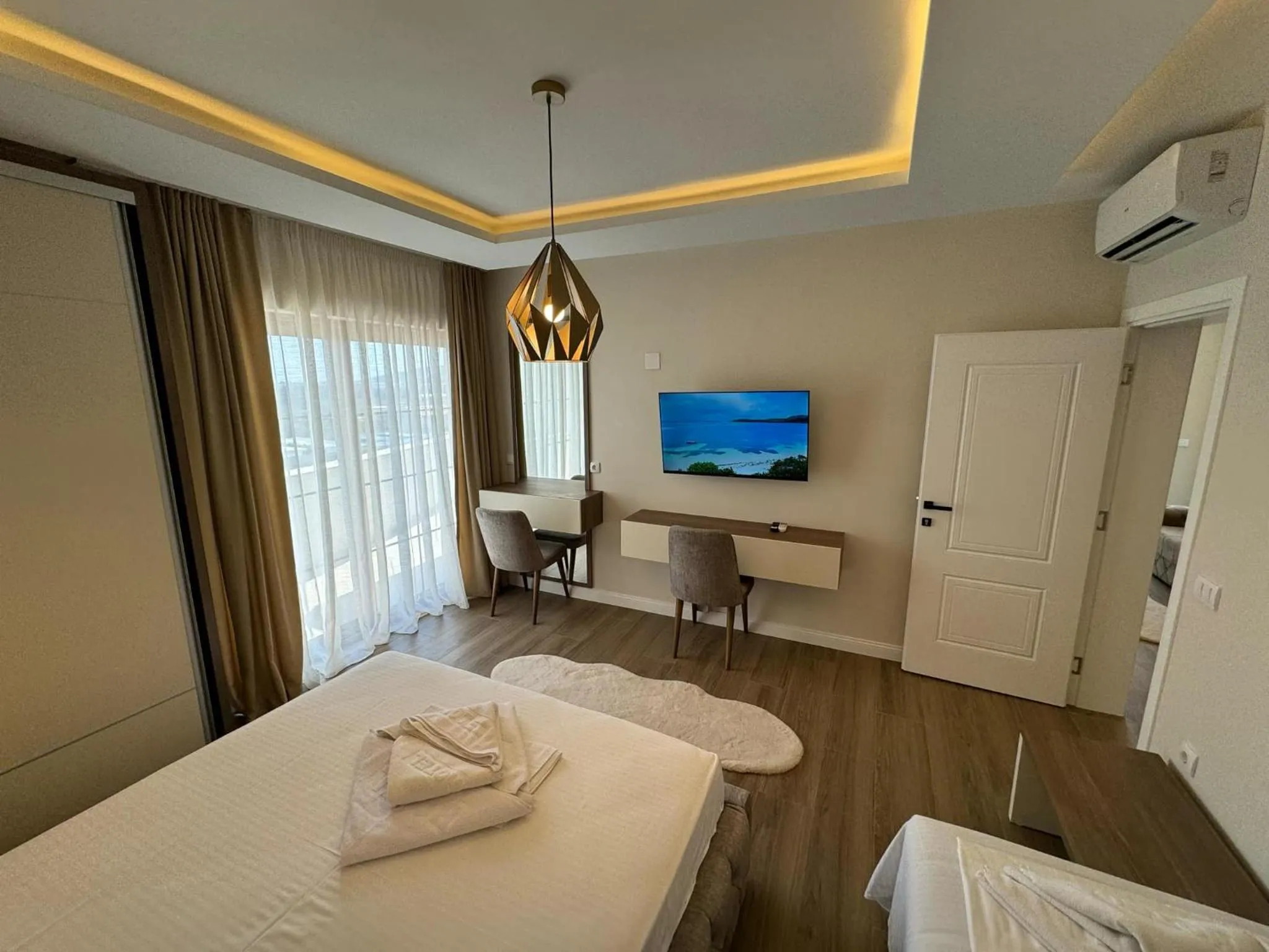 Bed in Apart Hotel Llolla