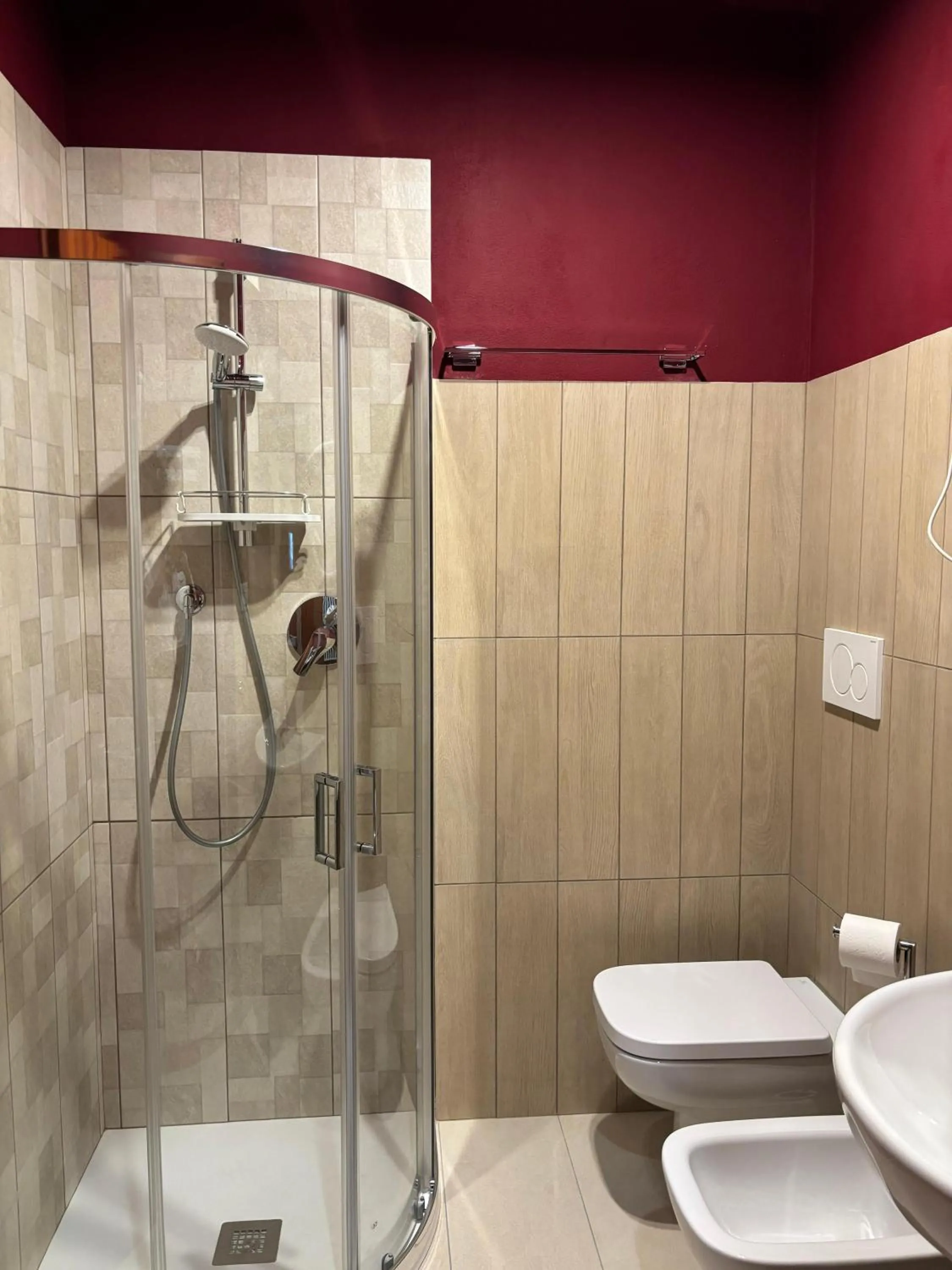 Bathroom in hotel Bologna