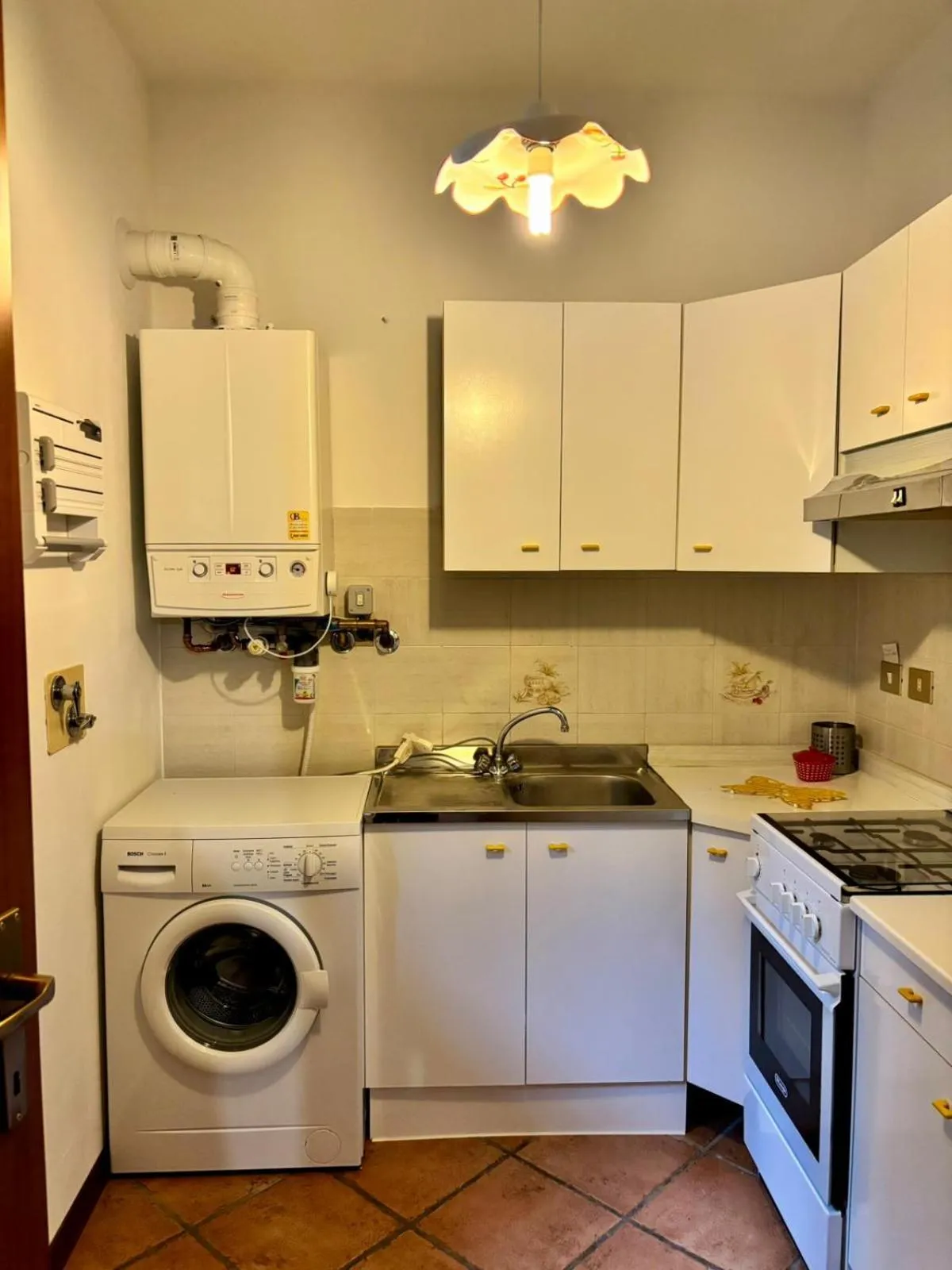 Kitchen or kitchenette in hotel Bologna