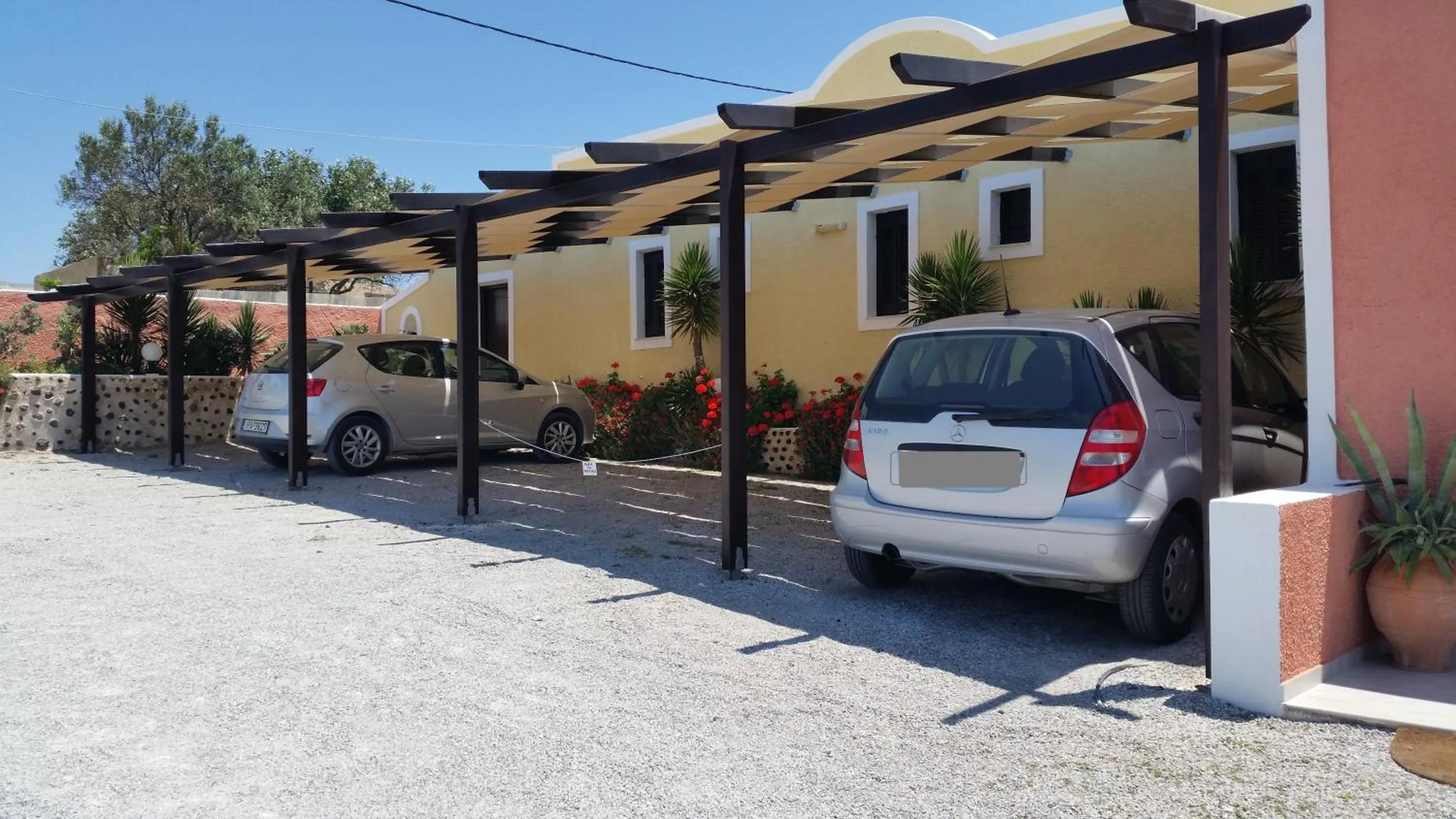 Parking in Abelonas Village