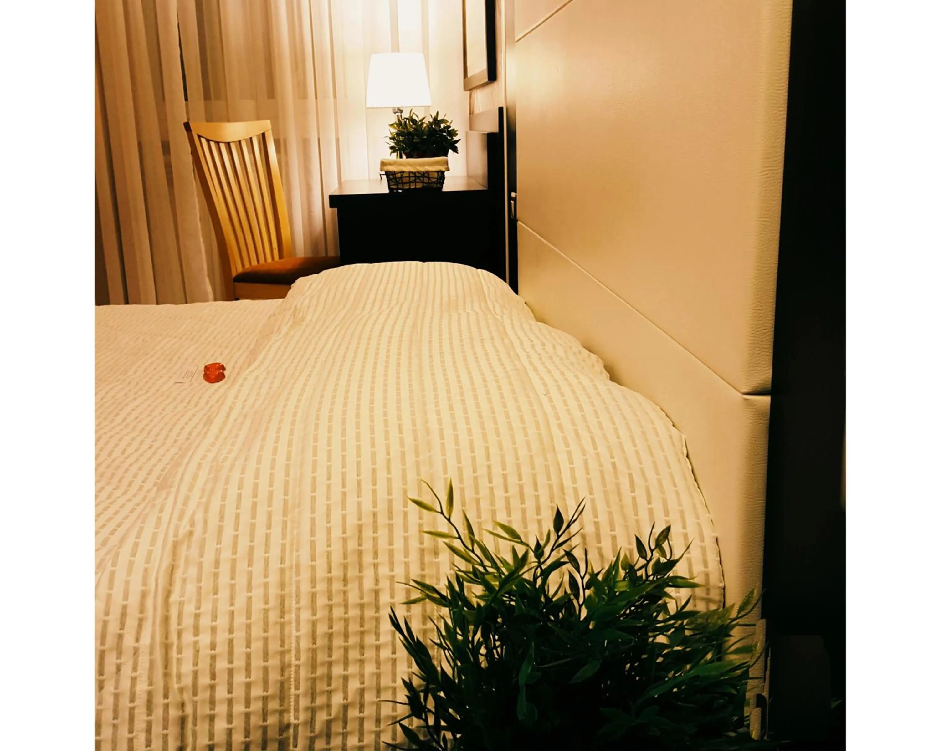 Photo of the whole room, Bed in B&B Emozioni Romane