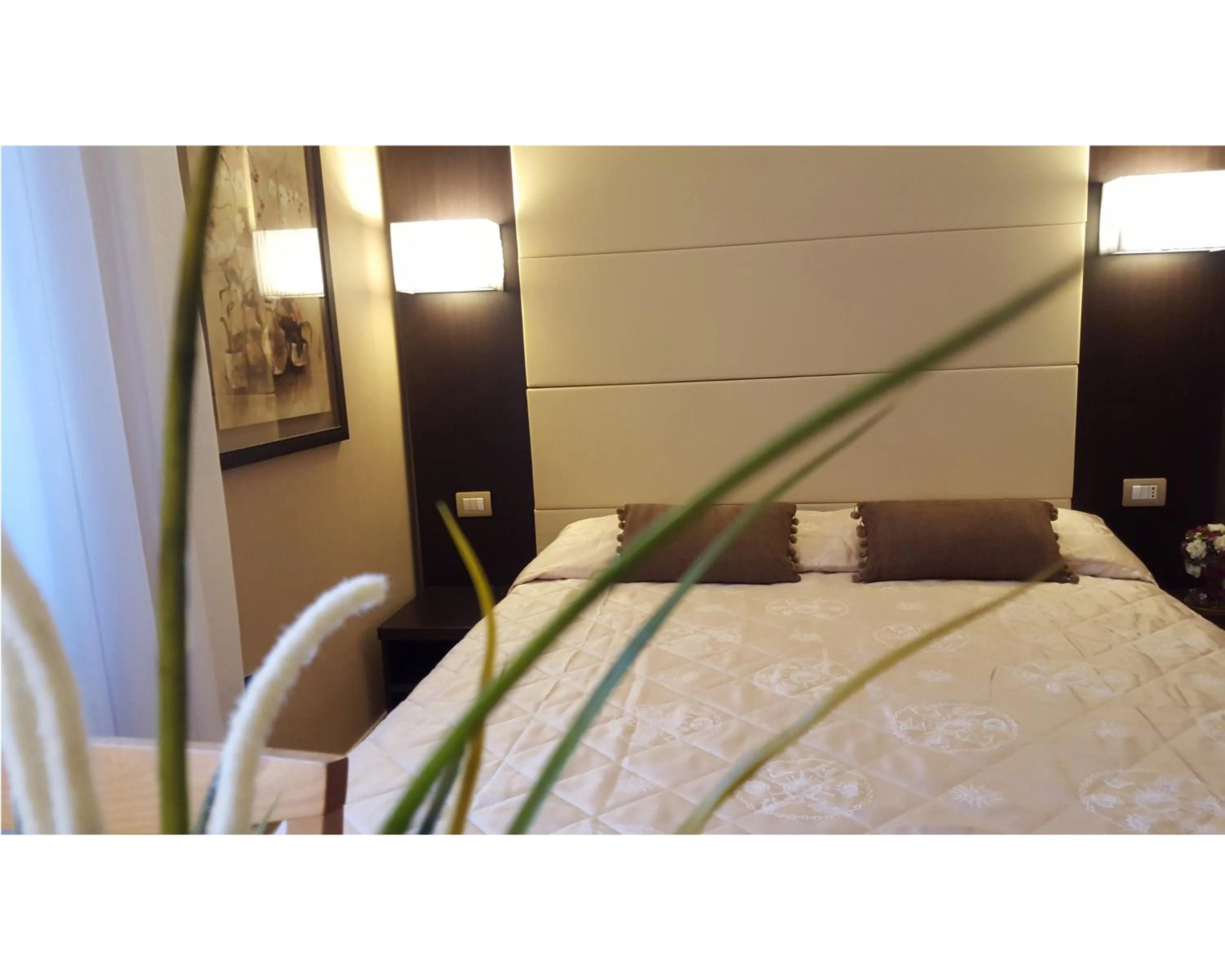 Decorative detail, Bed in B&B Emozioni Romane