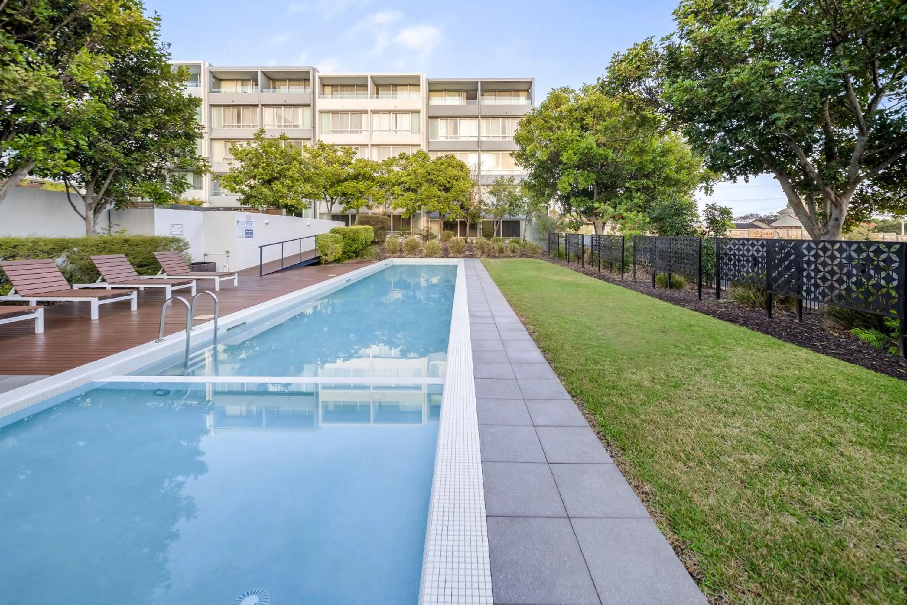 Swimming pool in Oaks Nelson Bay Lure Suites