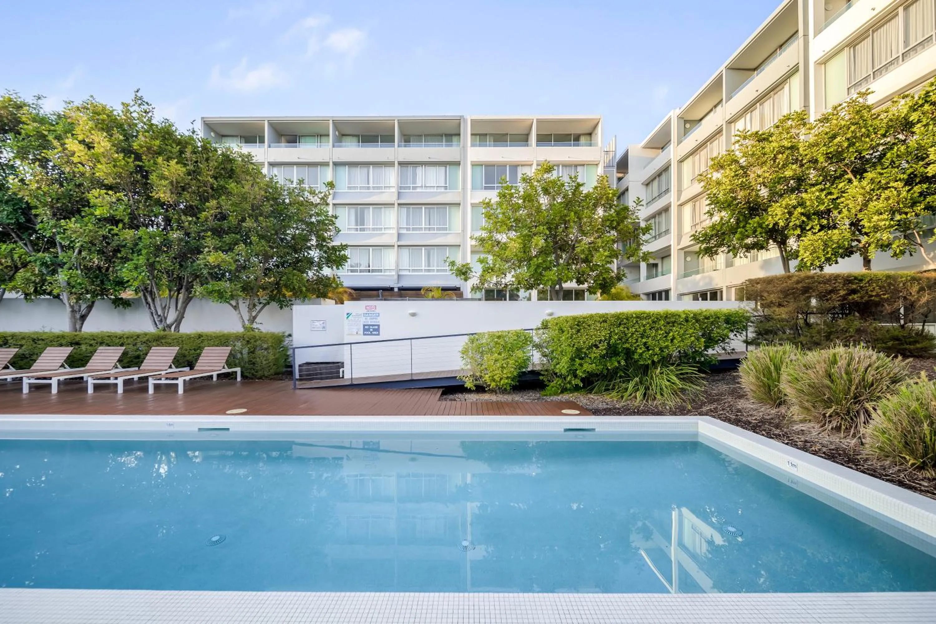 Swimming pool in Oaks Nelson Bay Lure Suites