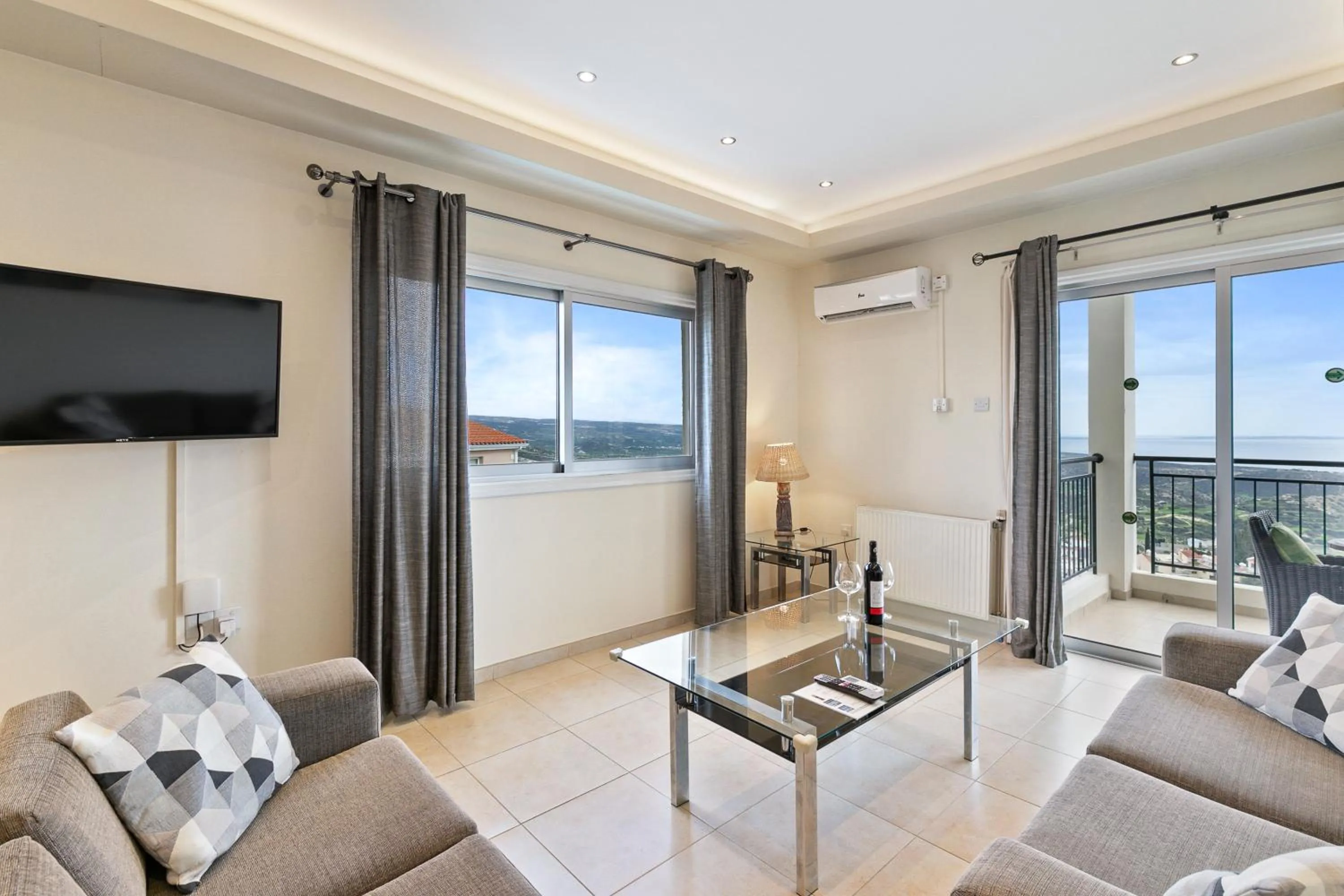 Hill View Hotel Apartments