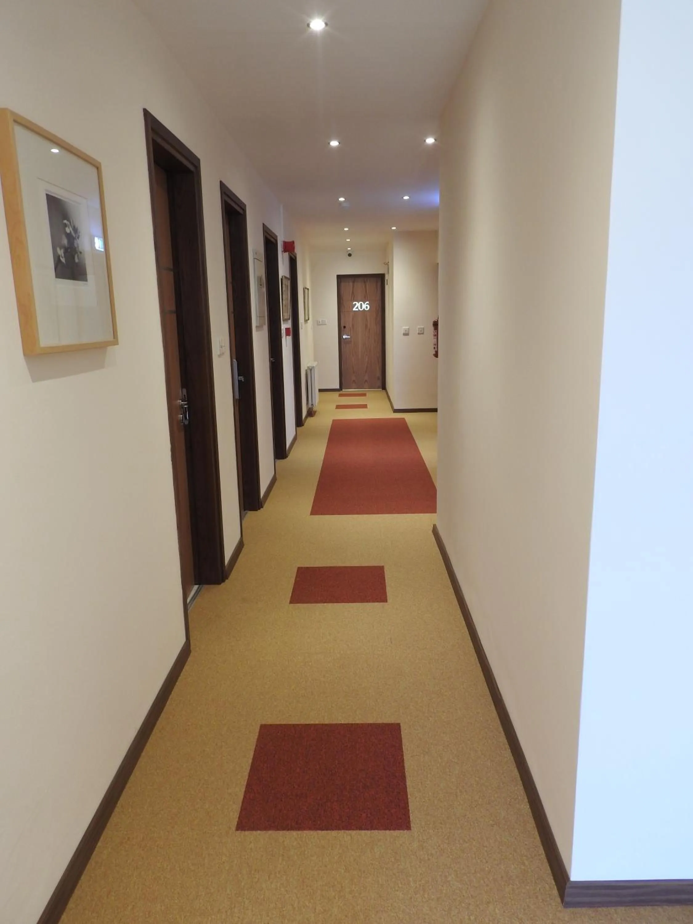 Hill View Hotel Apartments