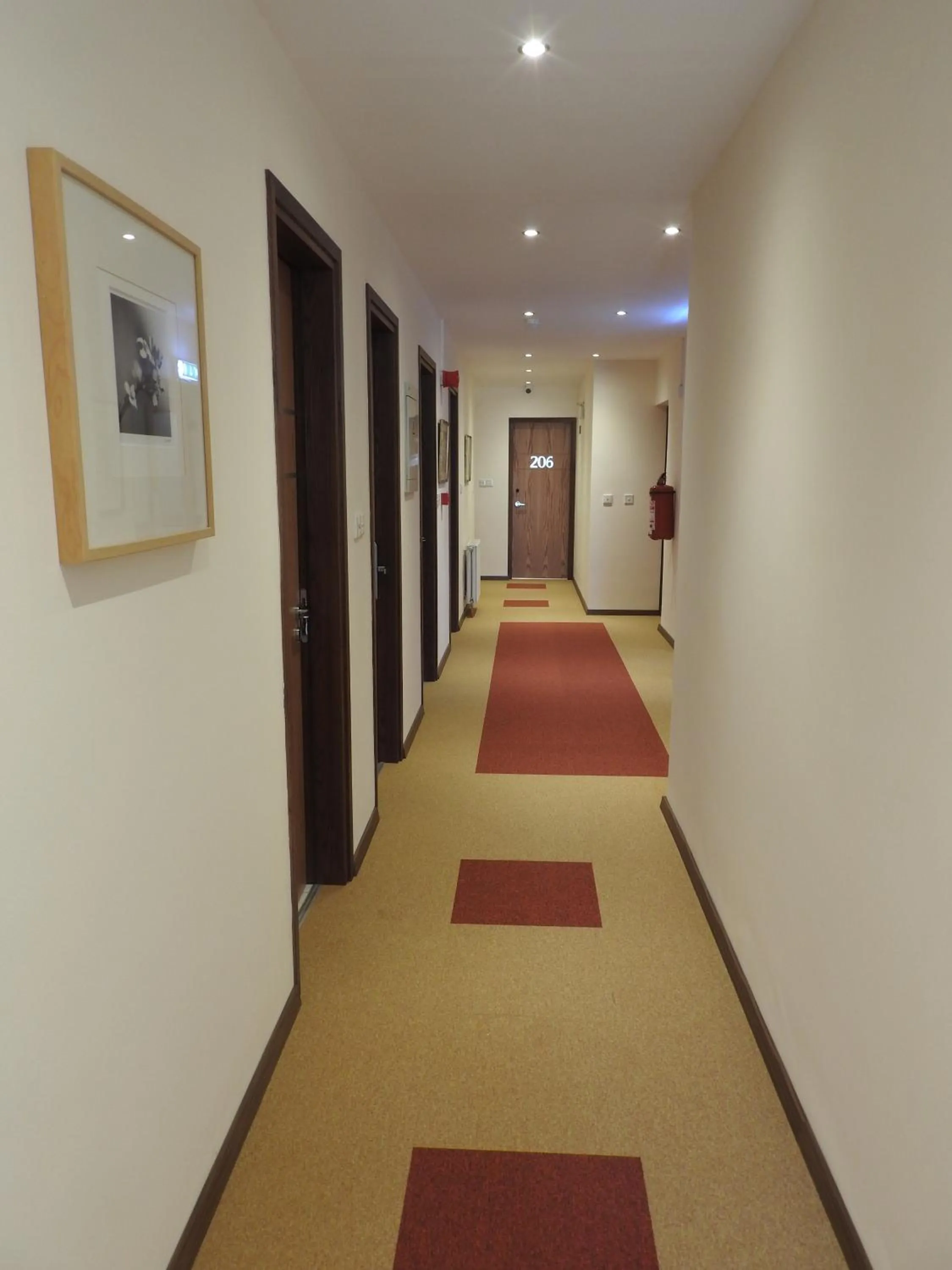 Hill View Hotel Apartments