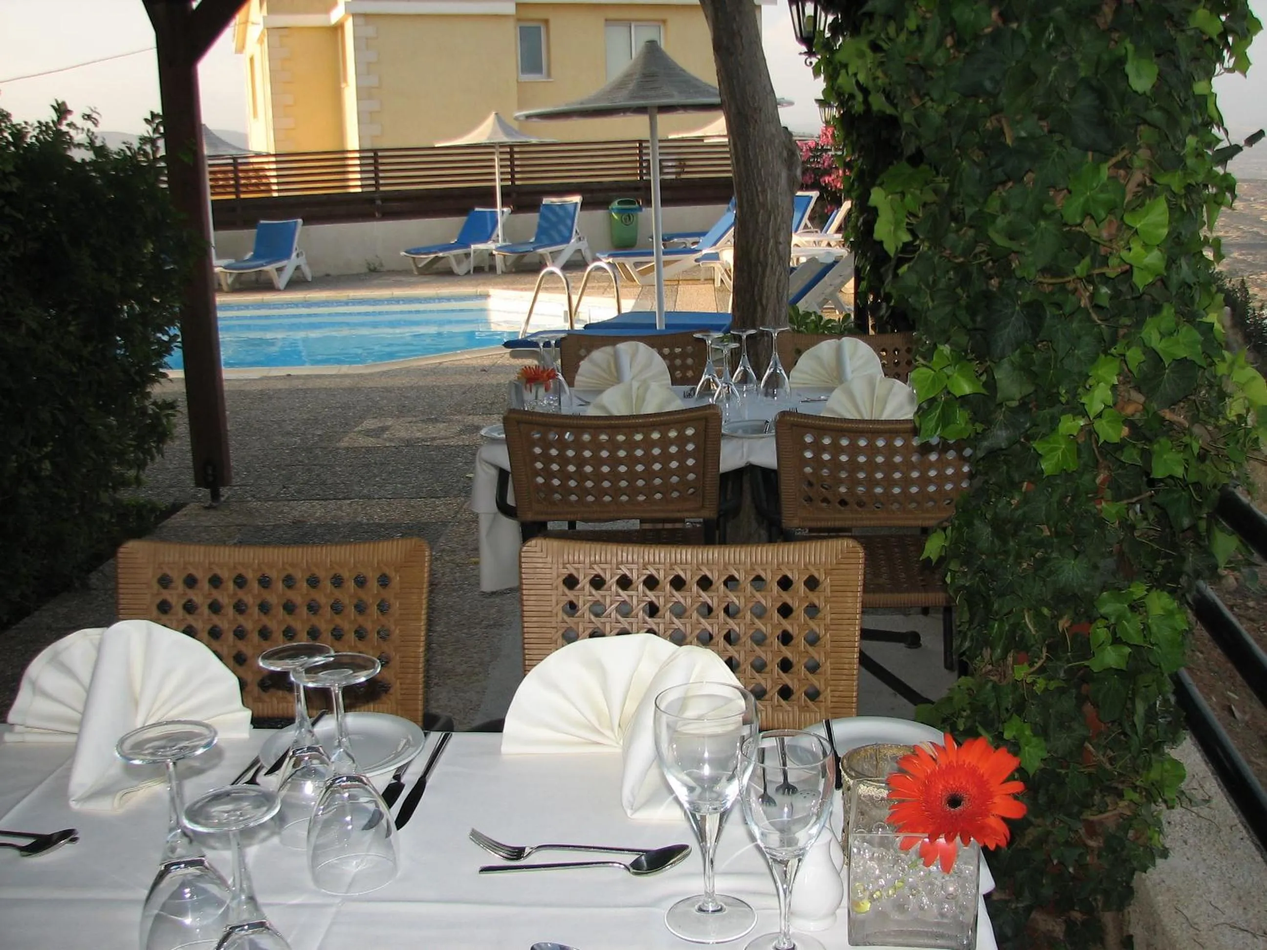 Facade/entrance in Hill View Hotel Apartments