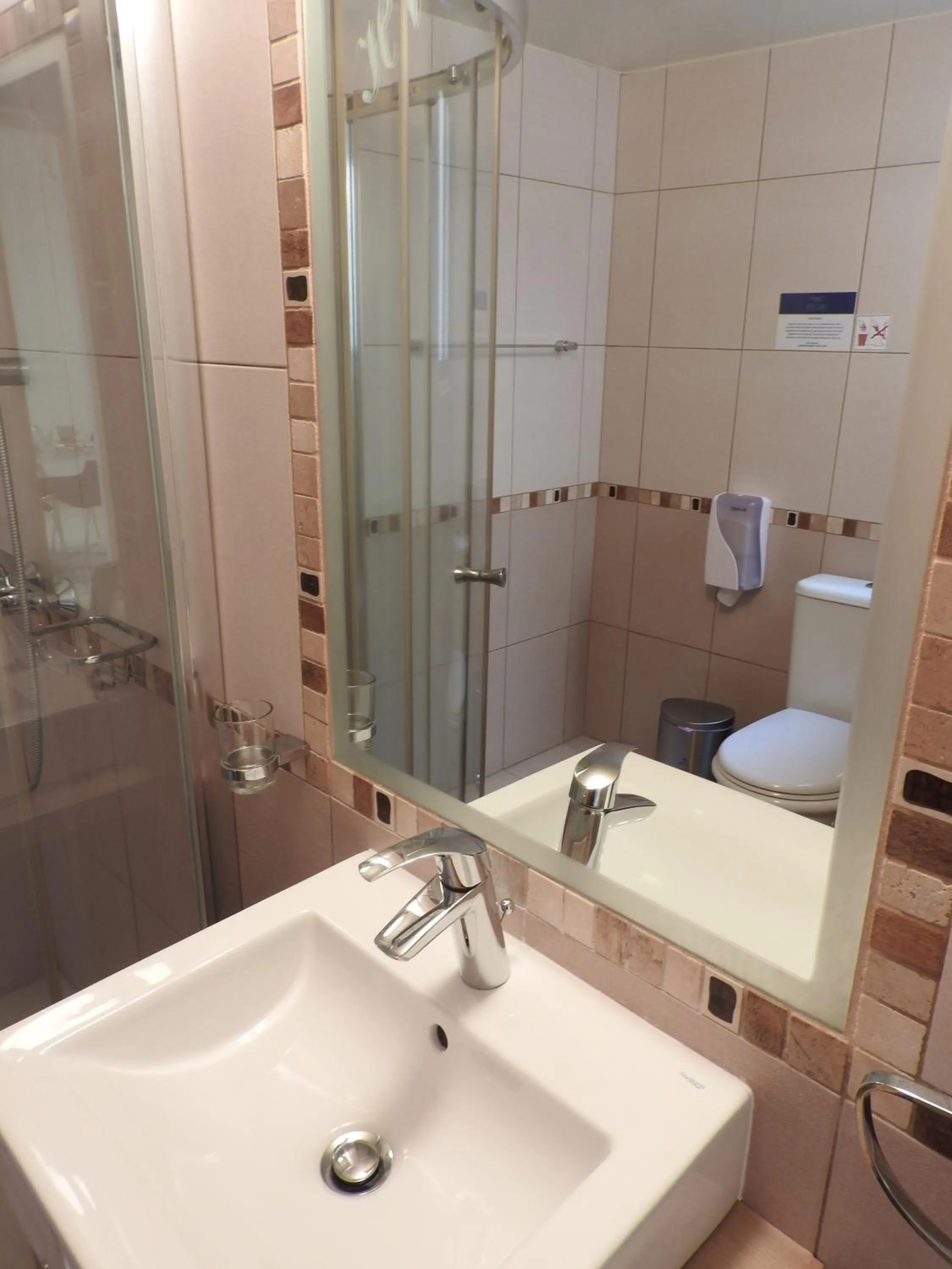 Hill View Hotel Apartments