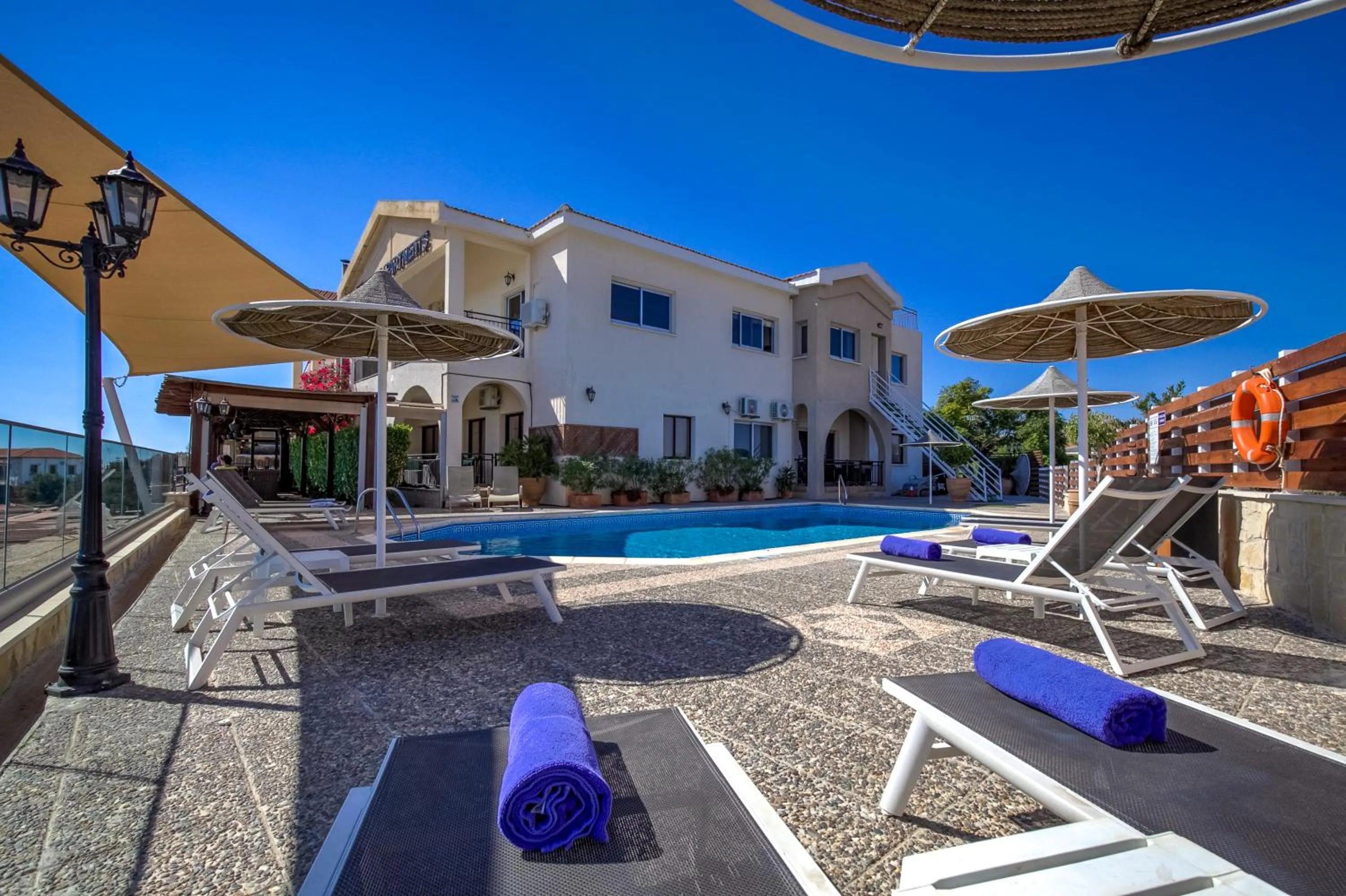 Hill View Hotel Apartments