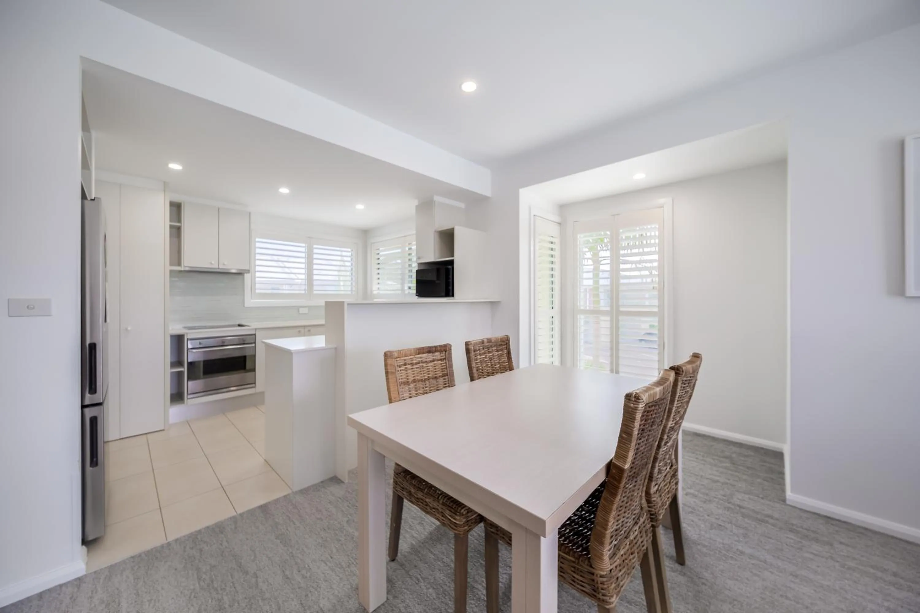 Kitchen or kitchenette in Oaks Port Stephens Pacific Blue Resort
