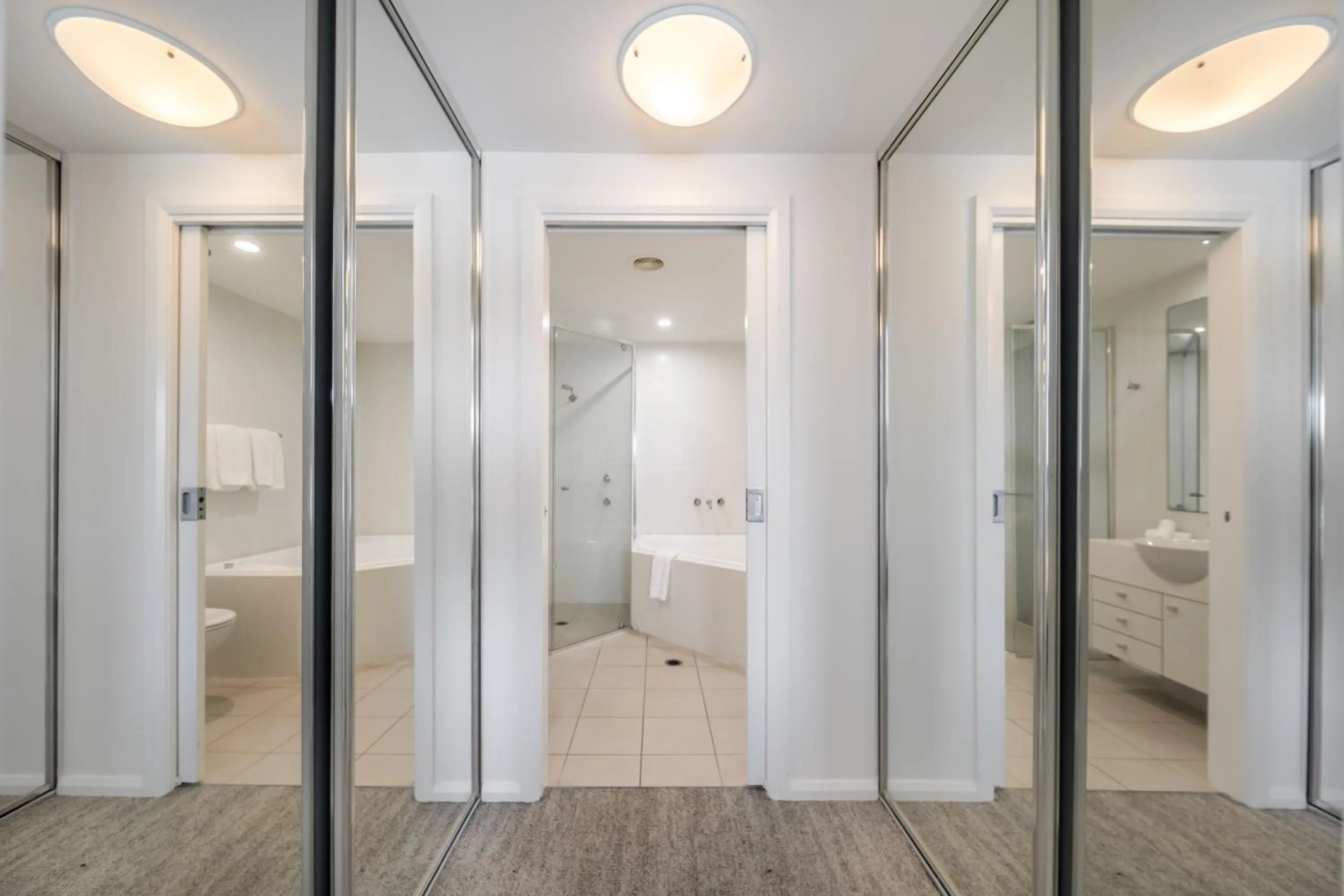 Bathroom in Oaks Port Stephens Pacific Blue Resort