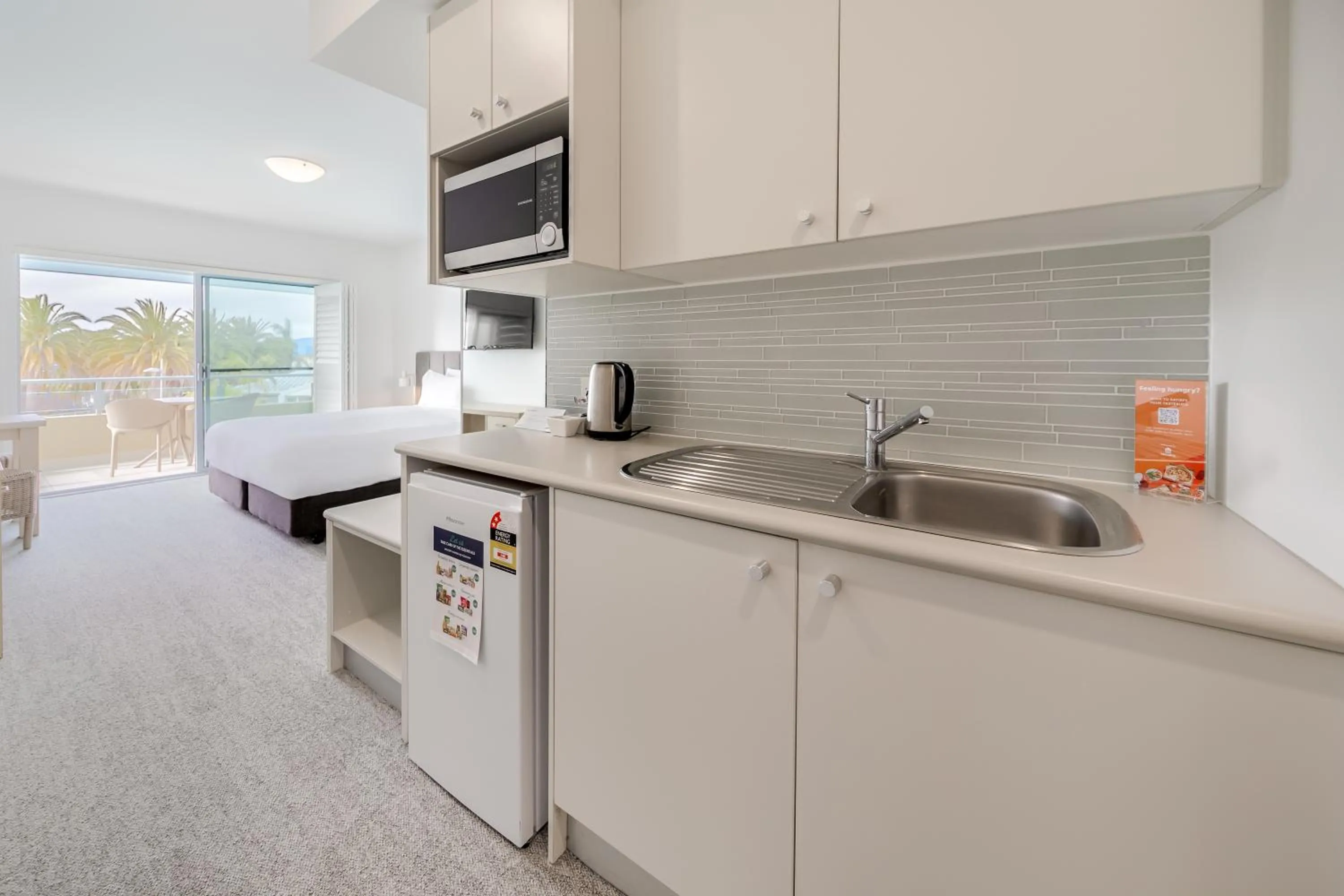 Kitchen or kitchenette in Oaks Port Stephens Pacific Blue Resort