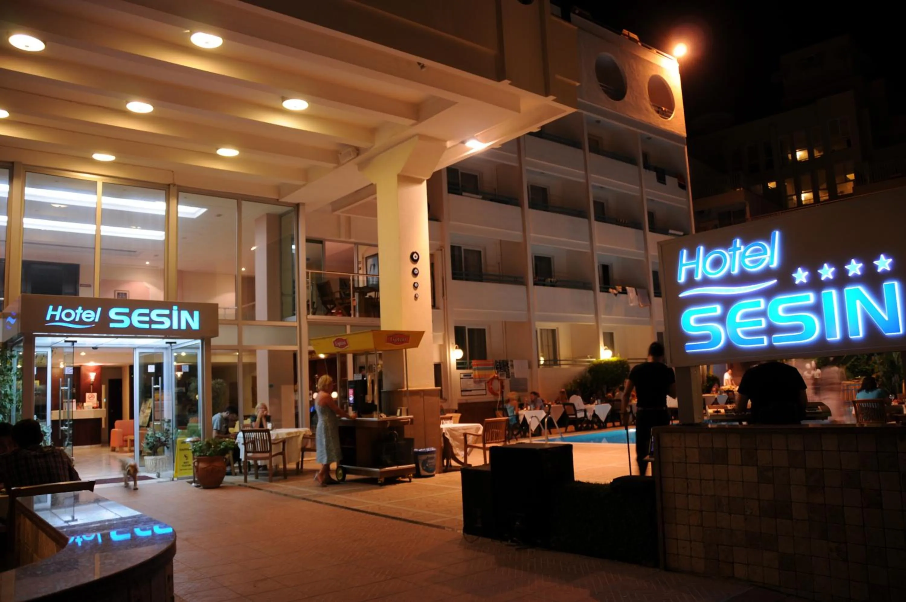 Facade/entrance in Sesin Hotel