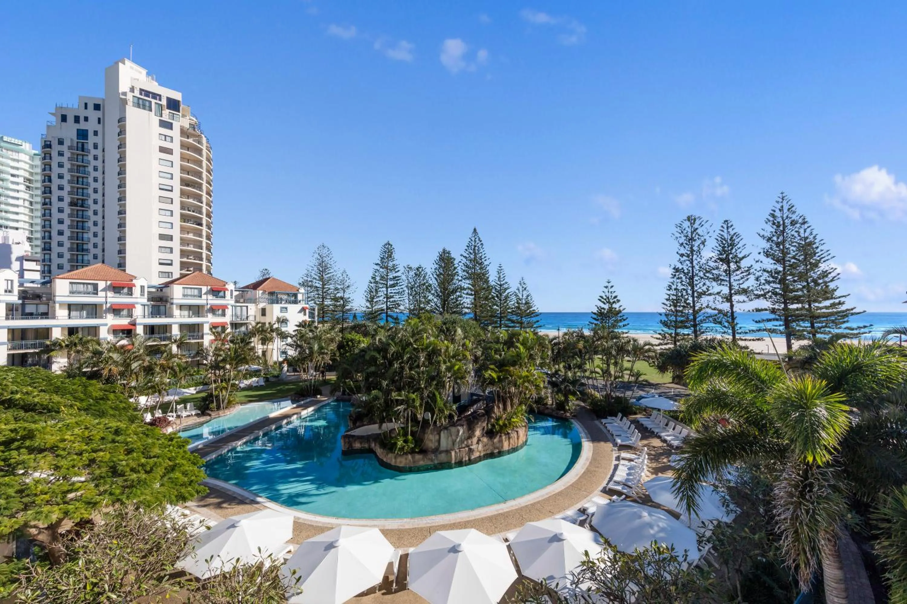Swimming pool in Oaks Gold Coast Calypso Plaza Suites