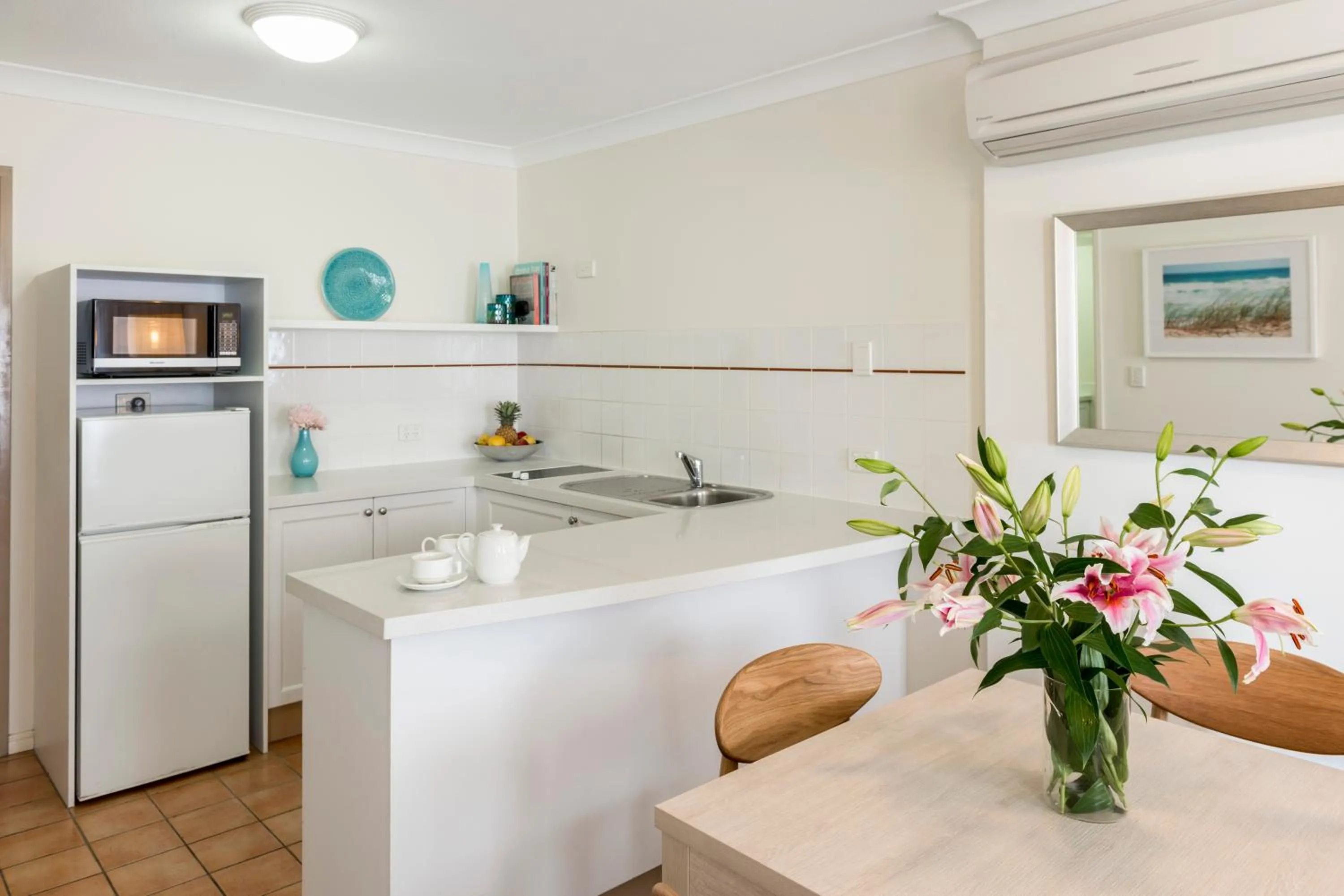 Coffee/tea facilities in Oaks Gold Coast Calypso Plaza Suites