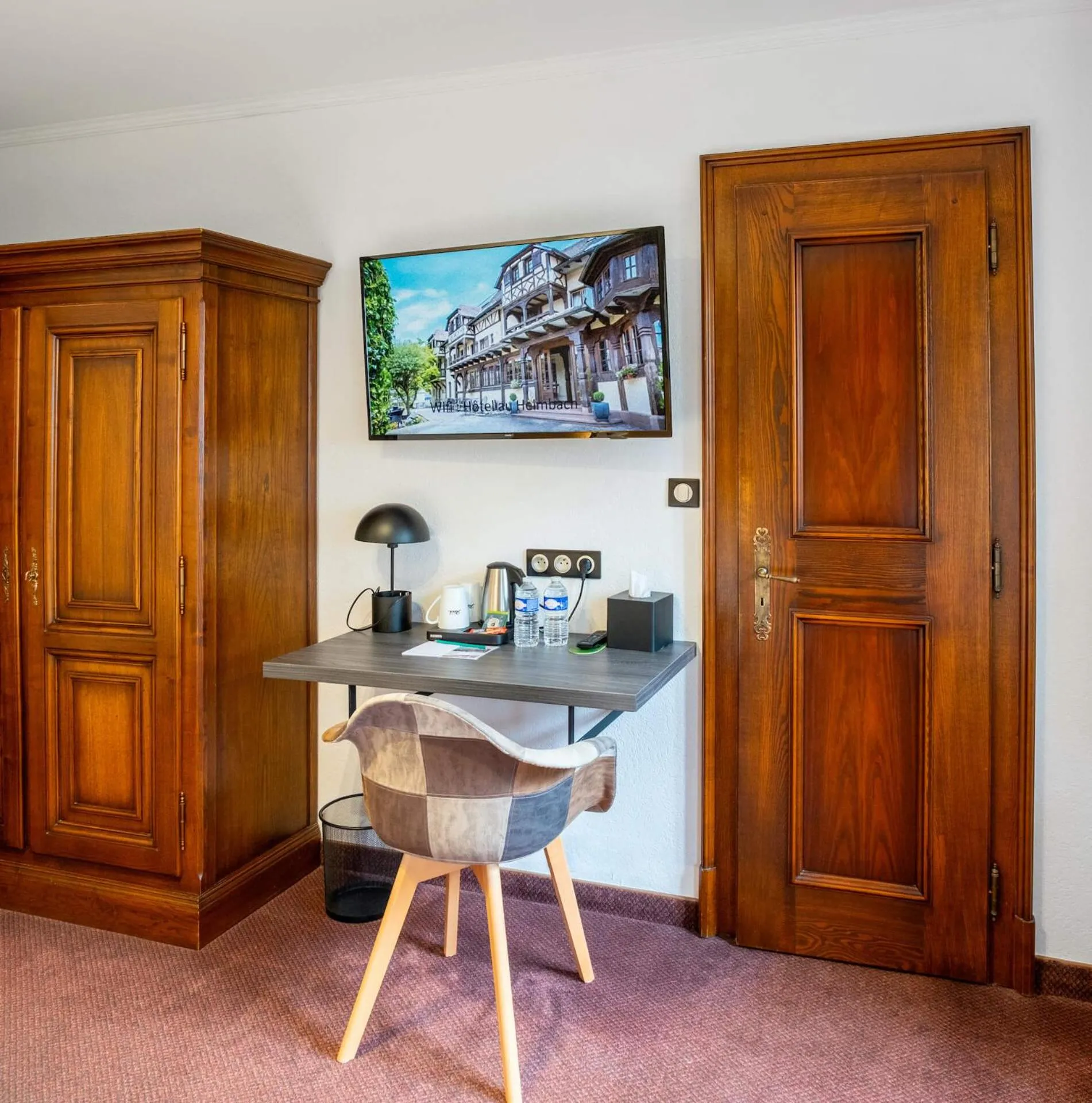 Property building in Hôtel au Heimbach