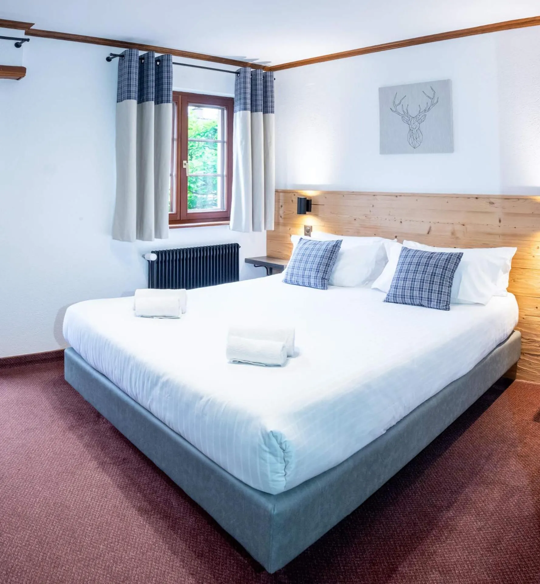 Property building, Bed in Hôtel au Heimbach