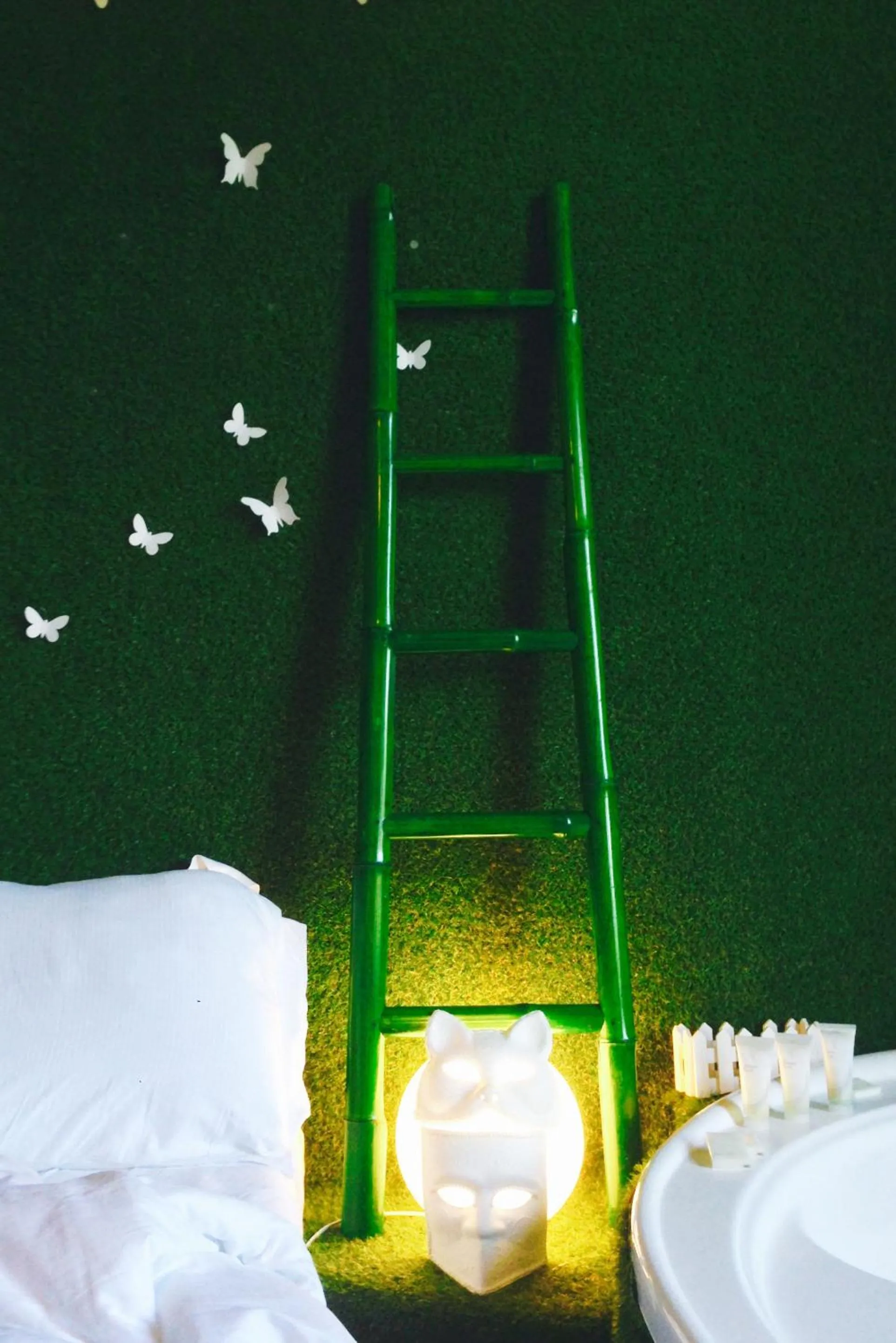 Decorative detail, Bed in Jacuzzi Rooms