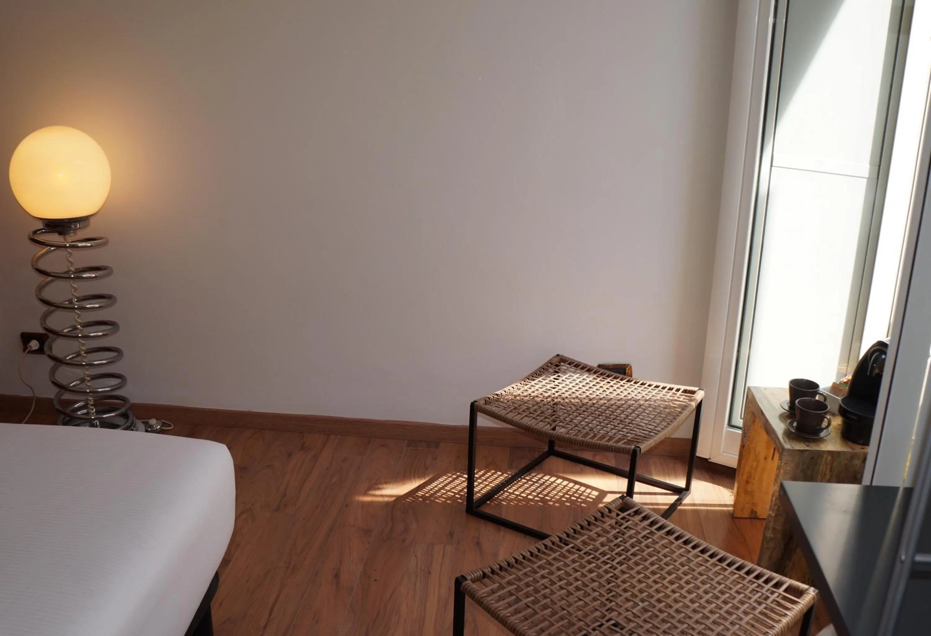 Photo of the whole room, Bed in Jacuzzi Rooms