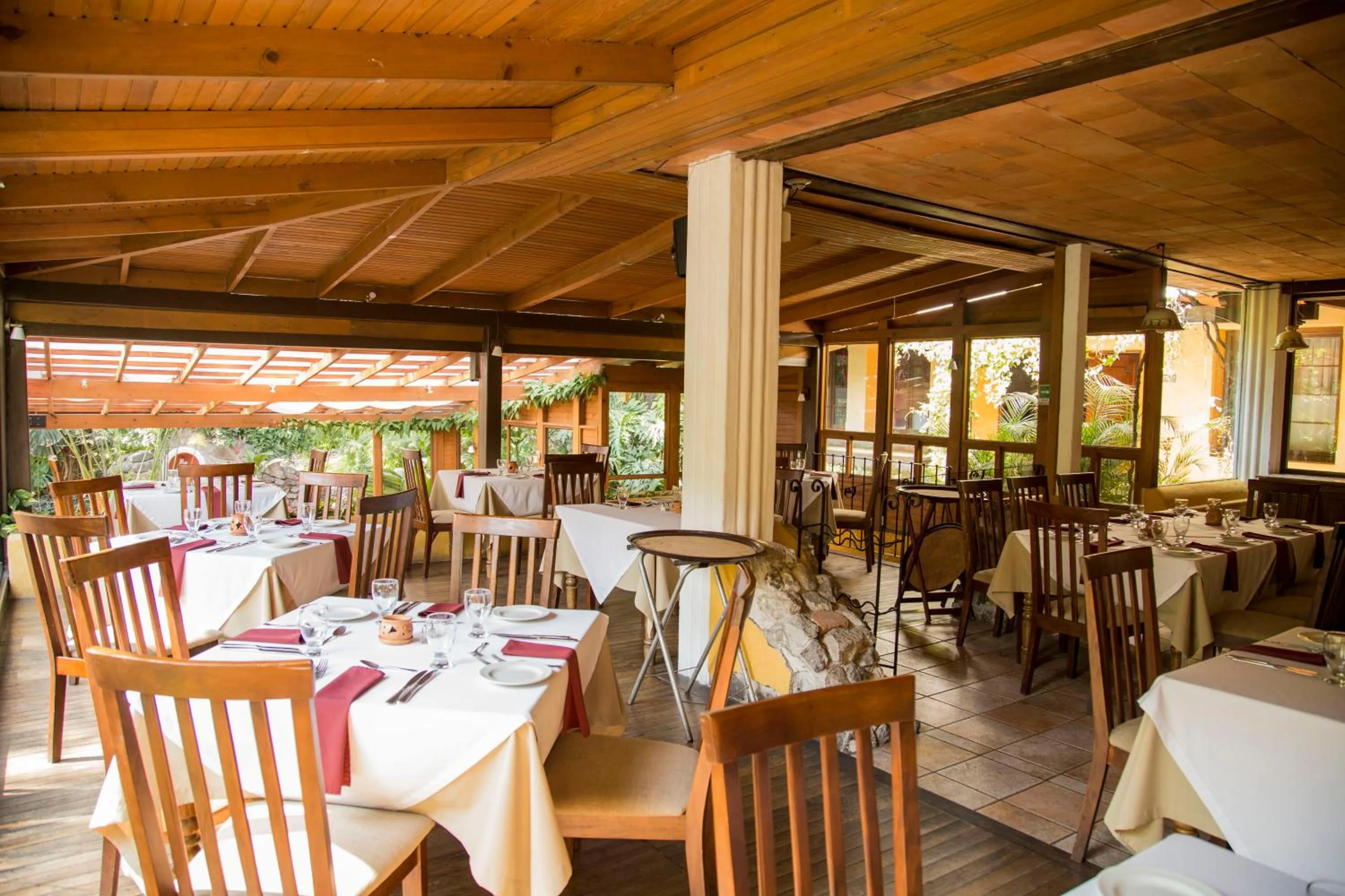 Property building in Hotel Las Farolas