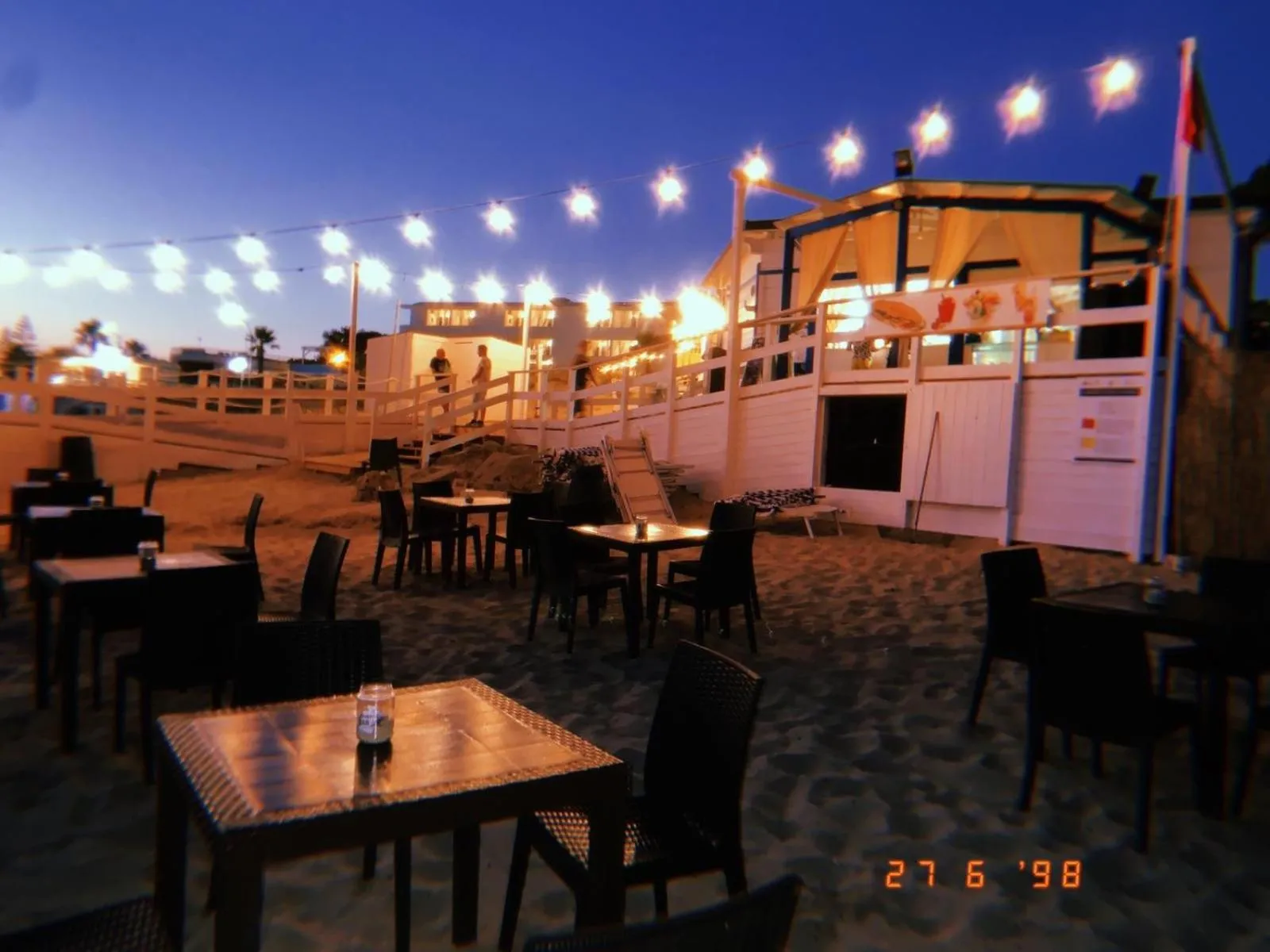 Restaurant/places to eat in B&B Luxury Apartments