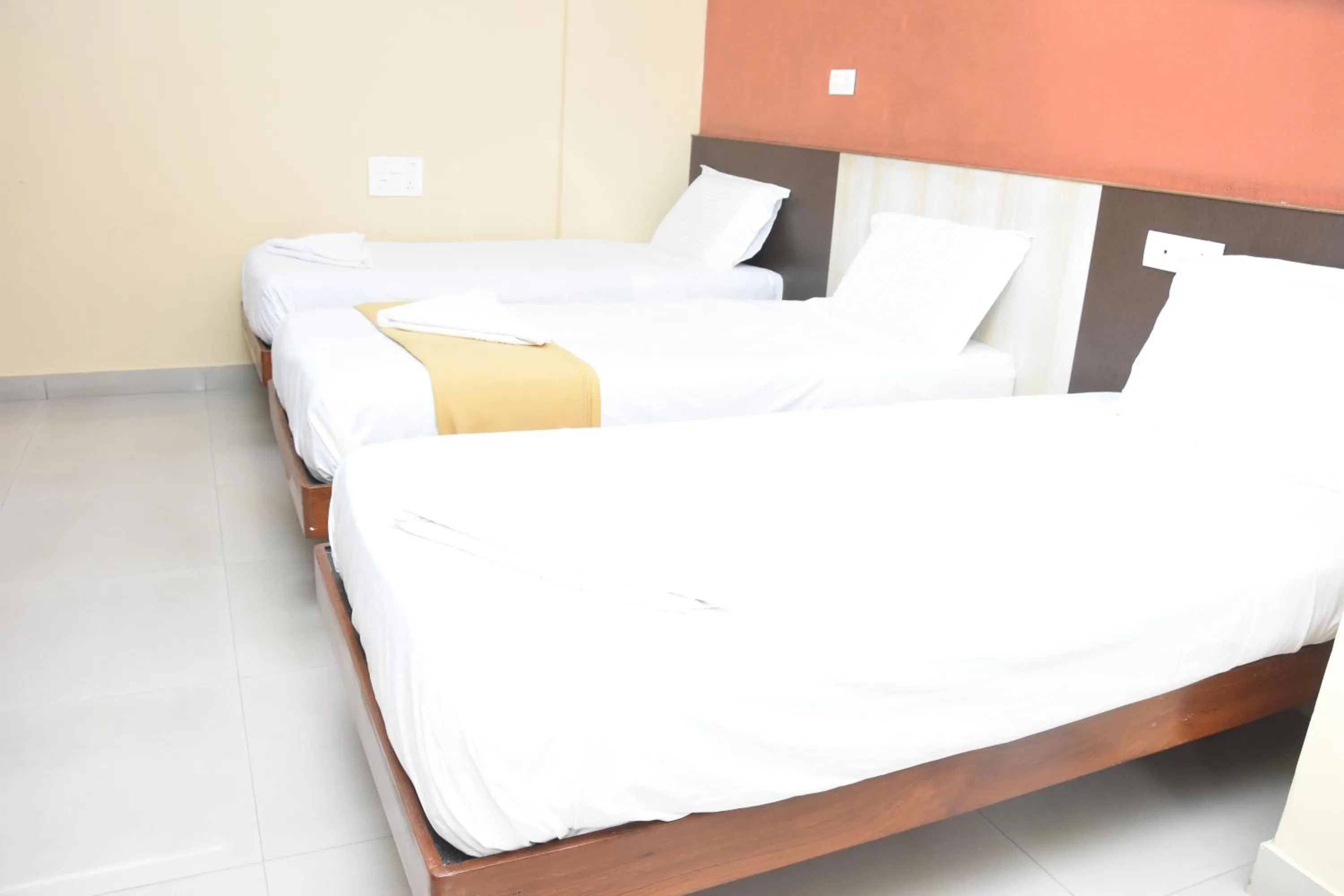 Bed in Hotel Surya Residency Majestic